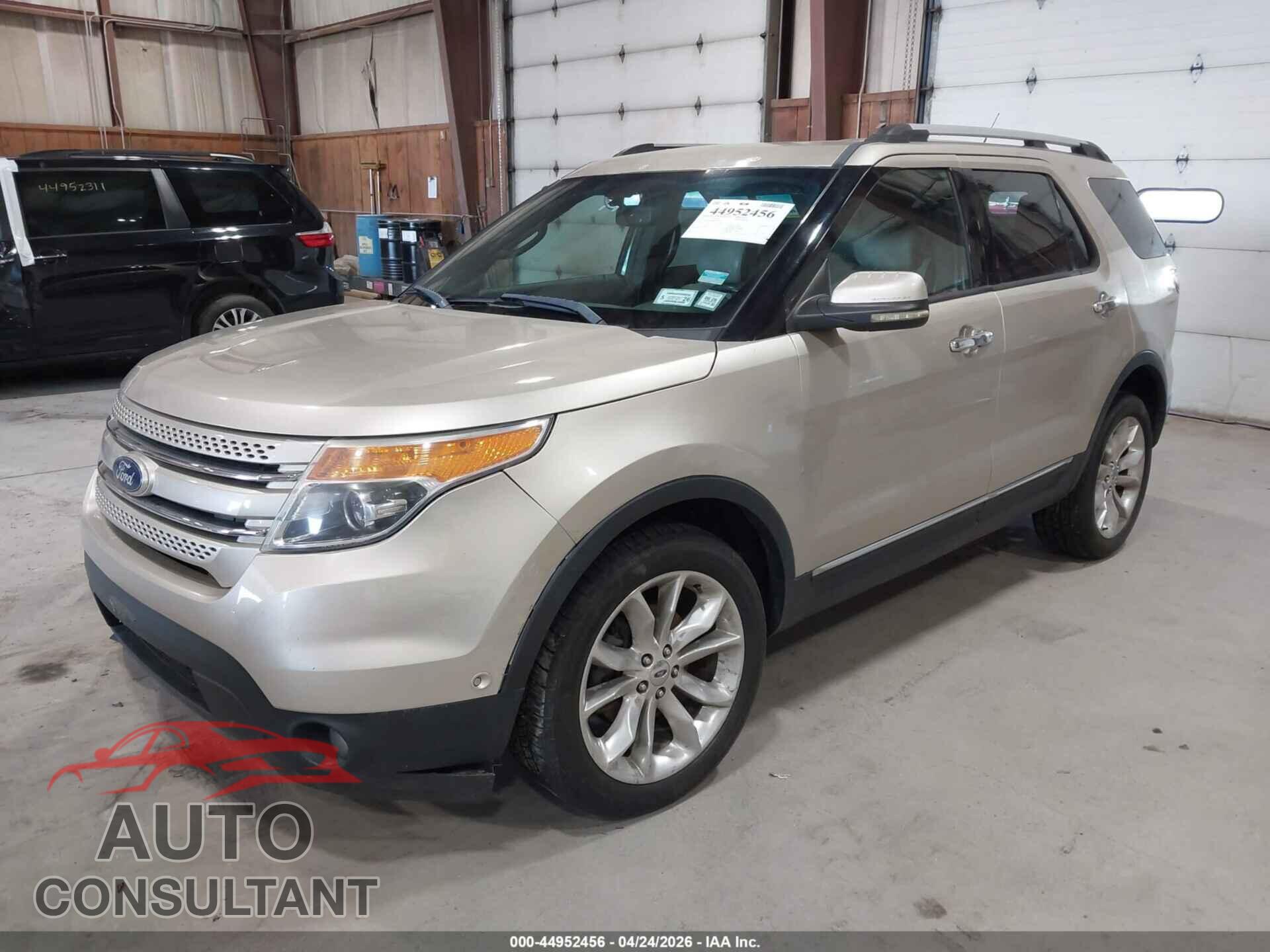 FORD EXPLORER 2011 - 1FMHK8F89BGA10704