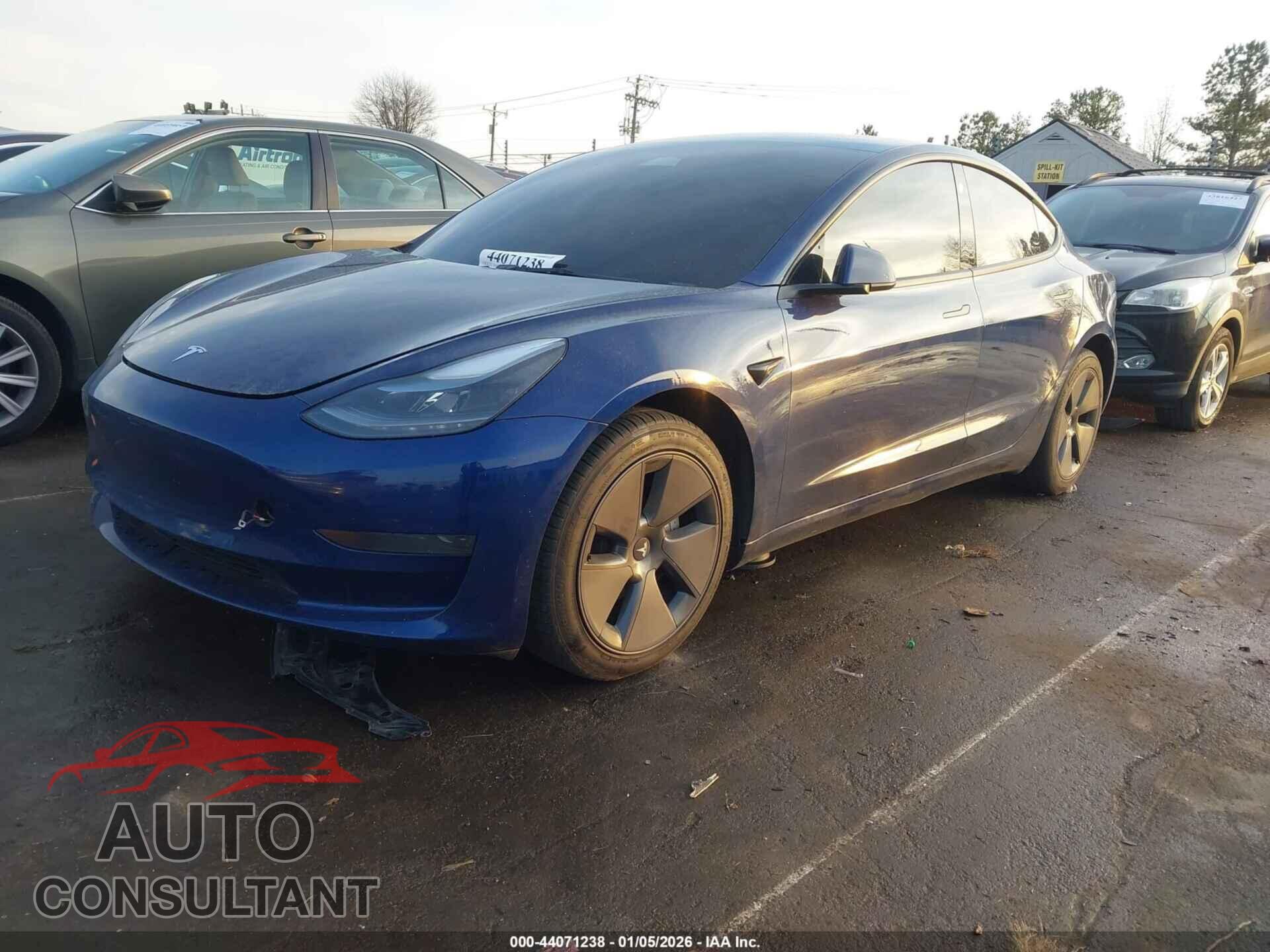 TESLA MODEL 3 2023 - 5YJ3E1EA7PF614559