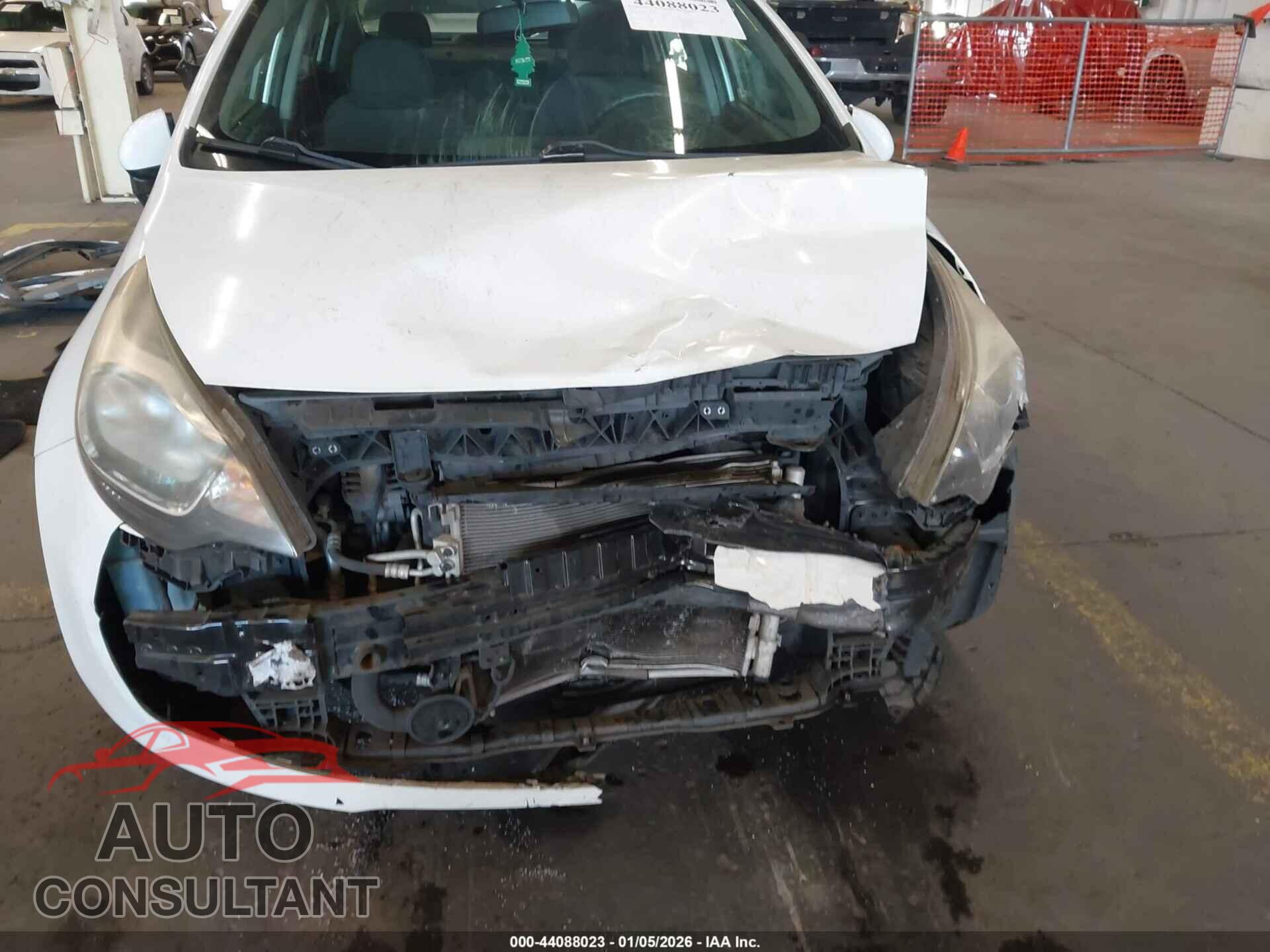 KIA RIO 2014 - KNADM4A31E6372650