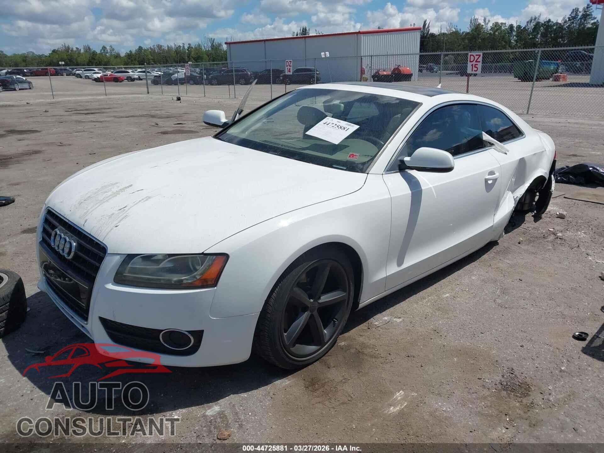 AUDI A5 2010 - WAULFAFR7AA073561