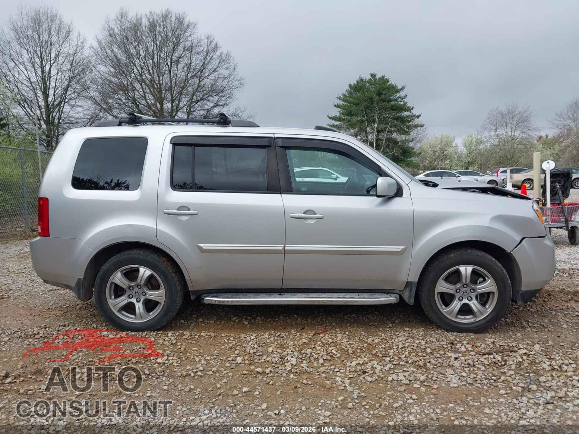 HONDA PILOT 2012 - 5FNYF4H57CB066043