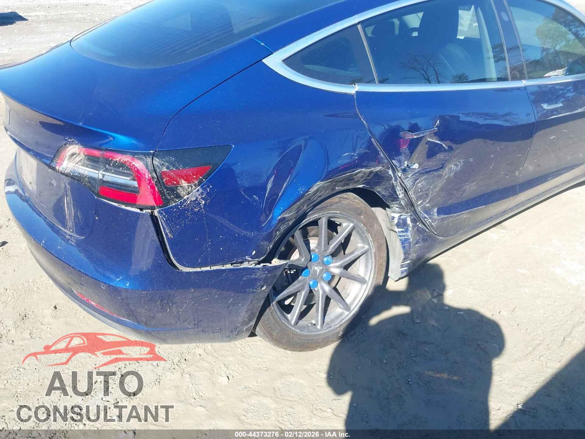 TESLA MODEL 3 2018 - 5YJ3E1EB5JF094510
