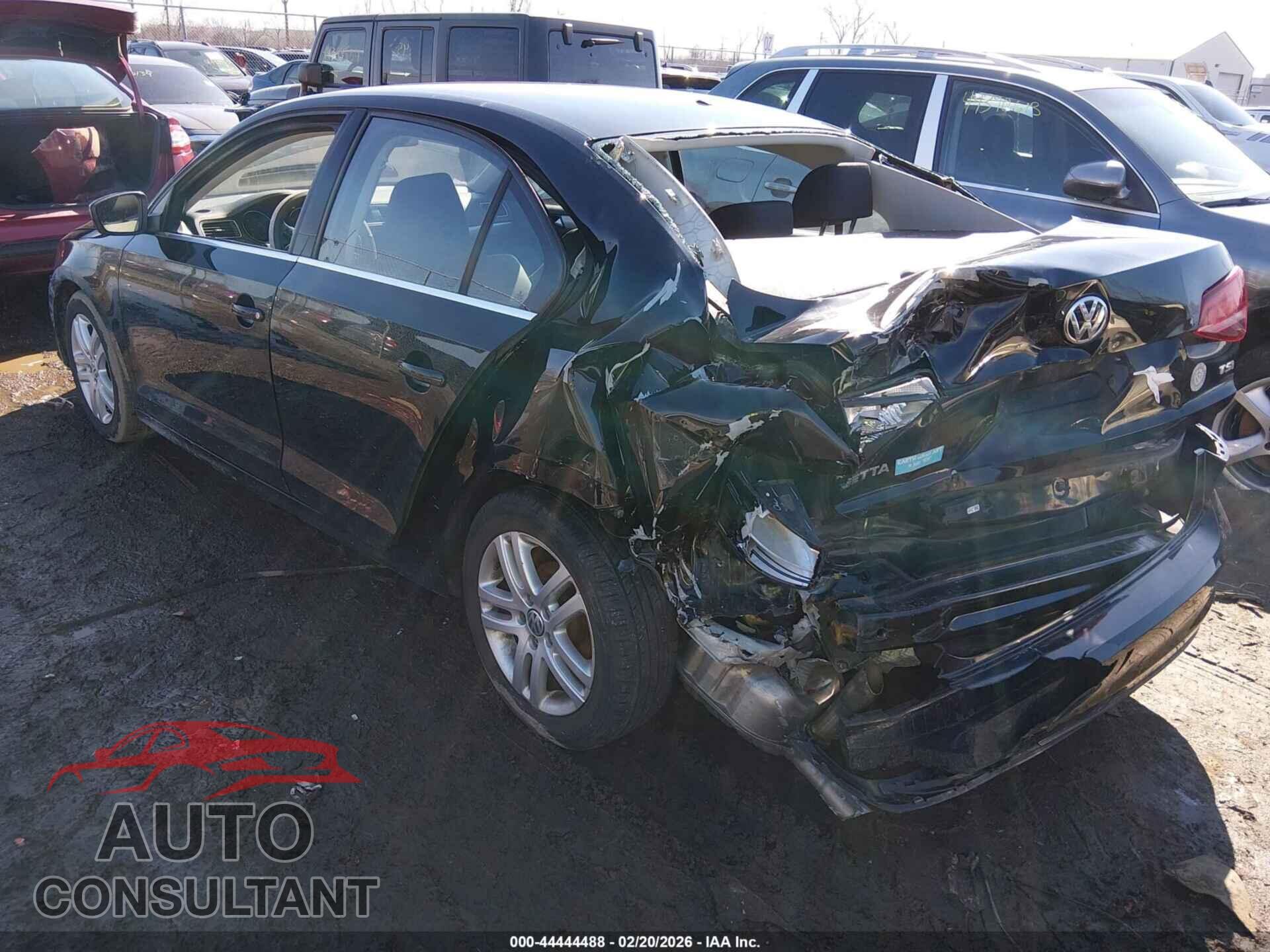 VOLKSWAGEN JETTA 2017 - 3VW2B7AJ0HM257586