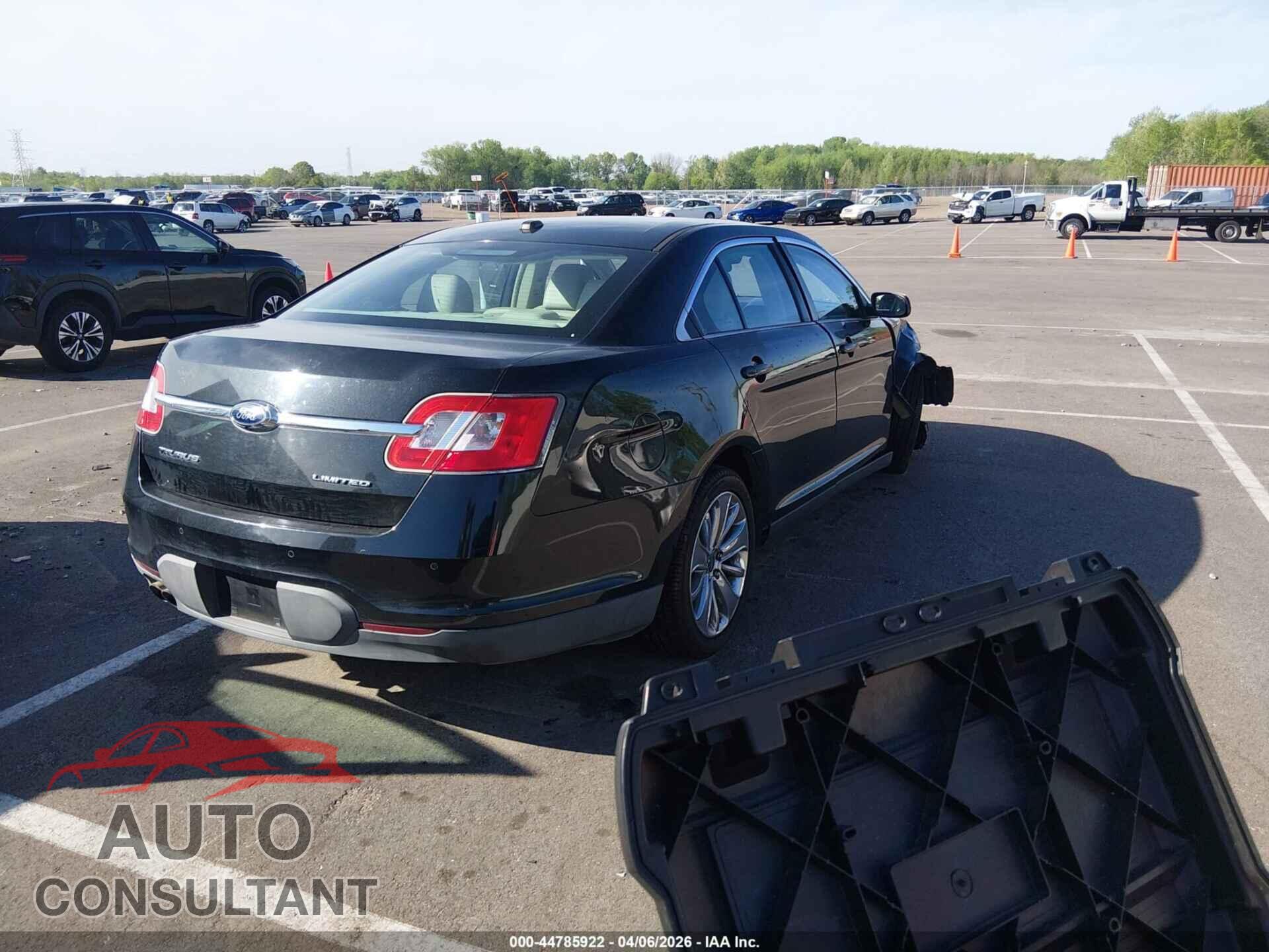 FORD TAURUS 2012 - 1FAHP2FWXCG142167