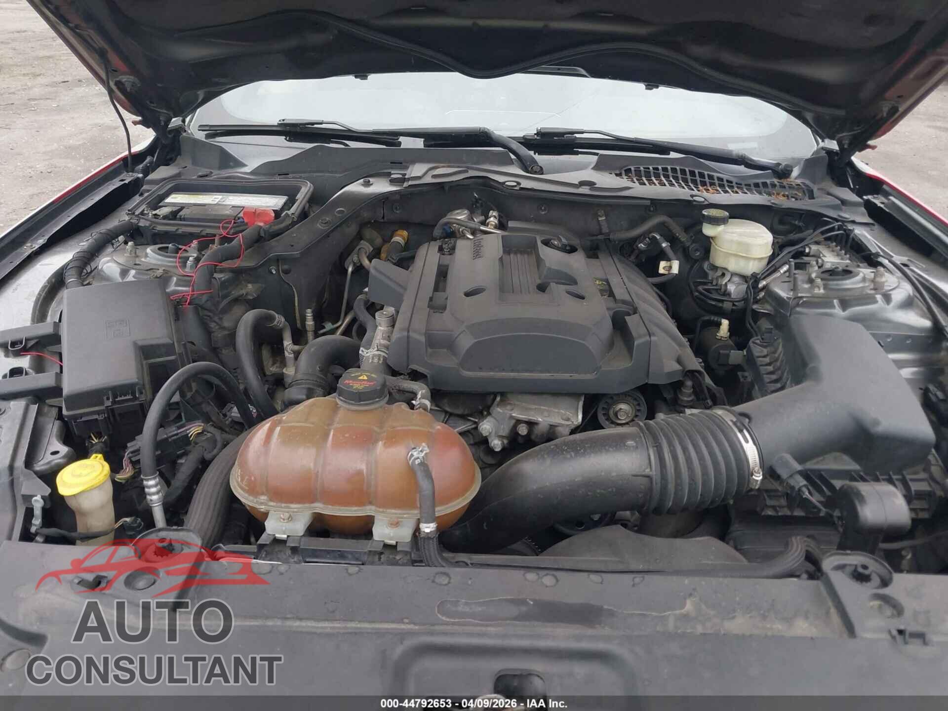 FORD MUSTANG 2015 - 1FA6P8TH2F5385892