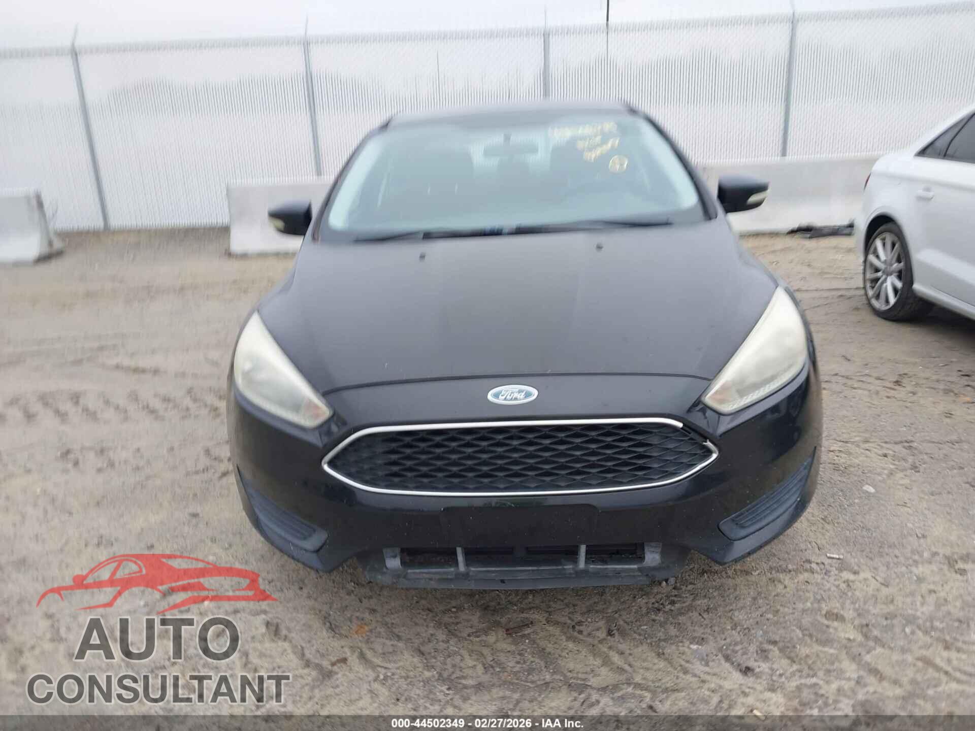 FORD FOCUS 2015 - 1FADP3F22FL206926