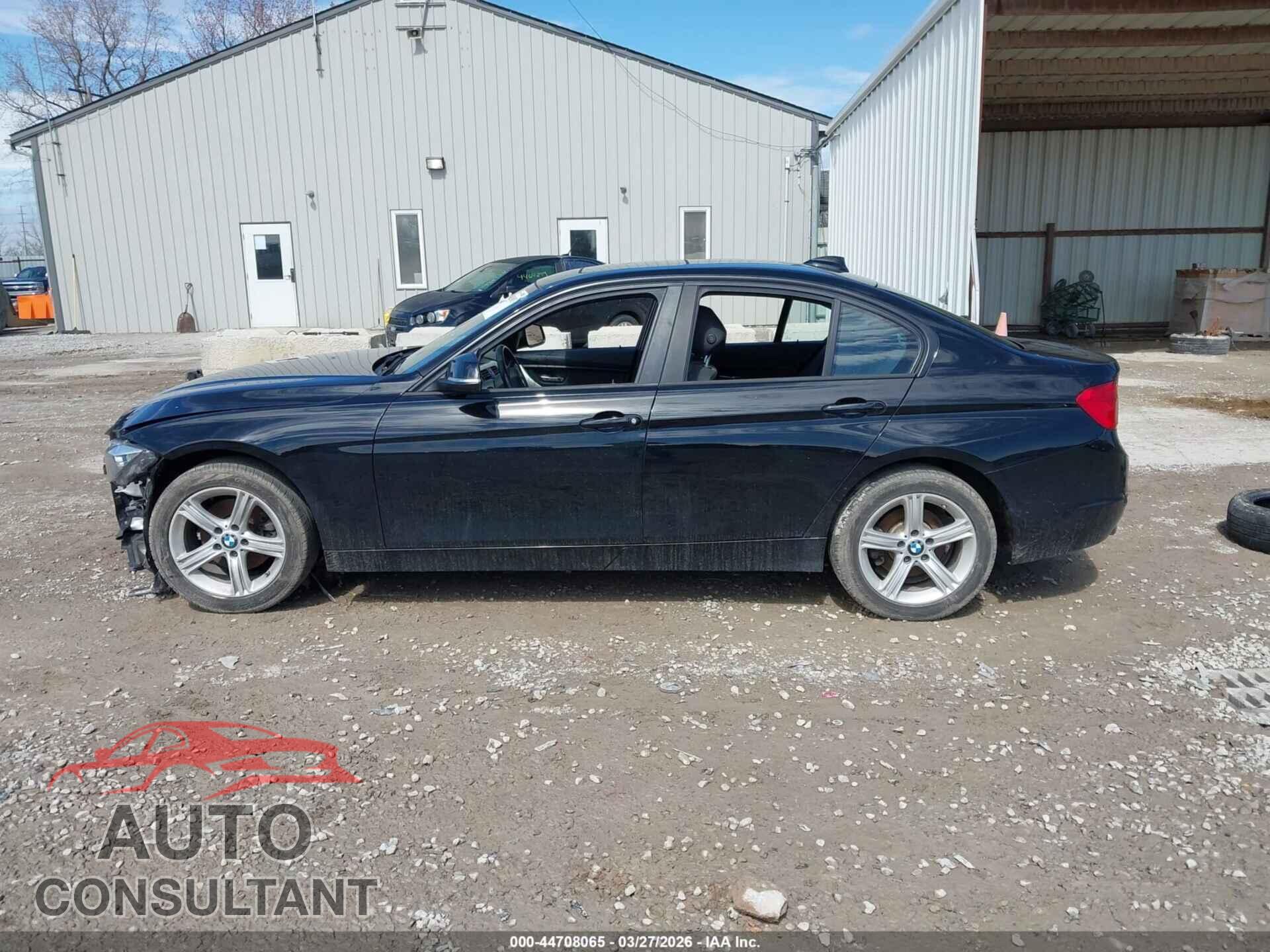 BMW 320I 2015 - WBA3C3C57FP664953