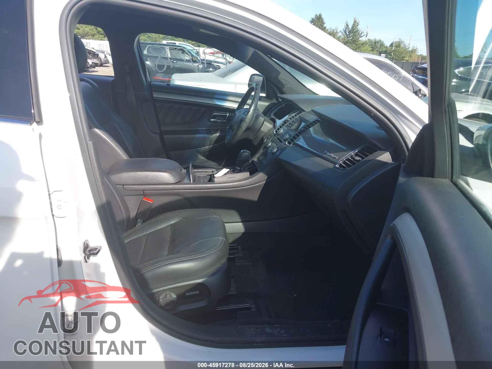FORD TAURUS 2017 - 1FAHP2E87HG123277