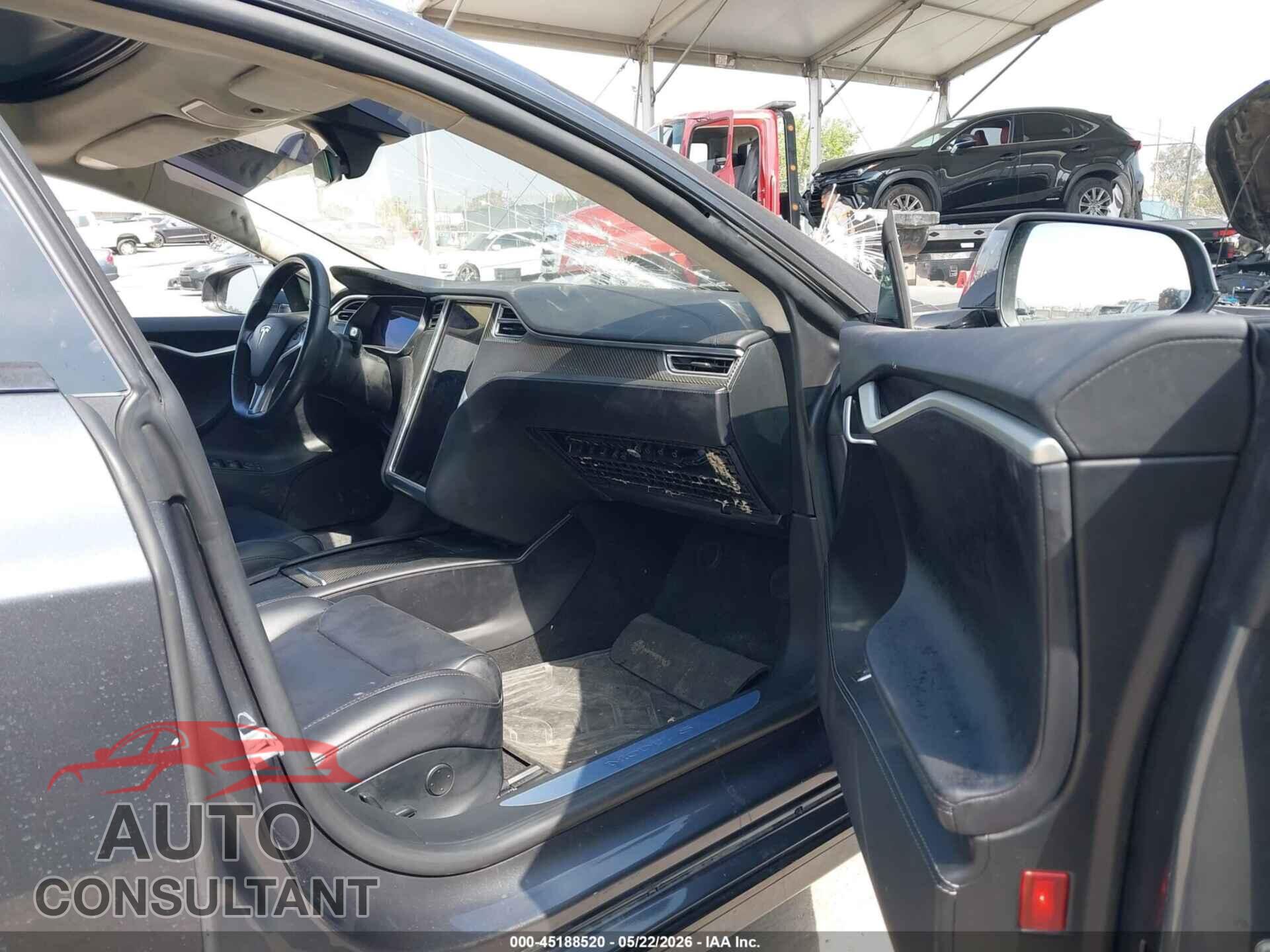 TESLA MODEL S 2017 - 5YJSA1E28HF219727