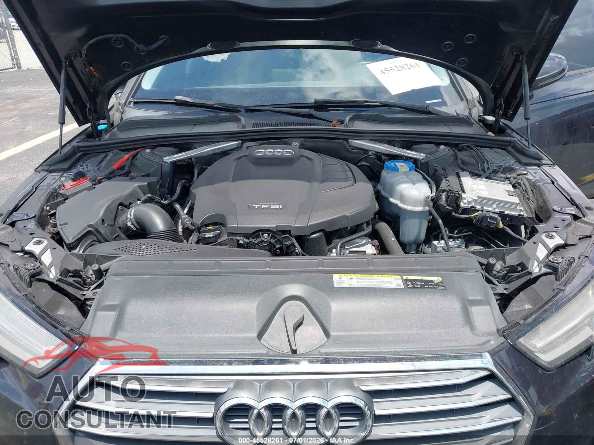 AUDI A4 2018 - WAUKMAF40JA128471