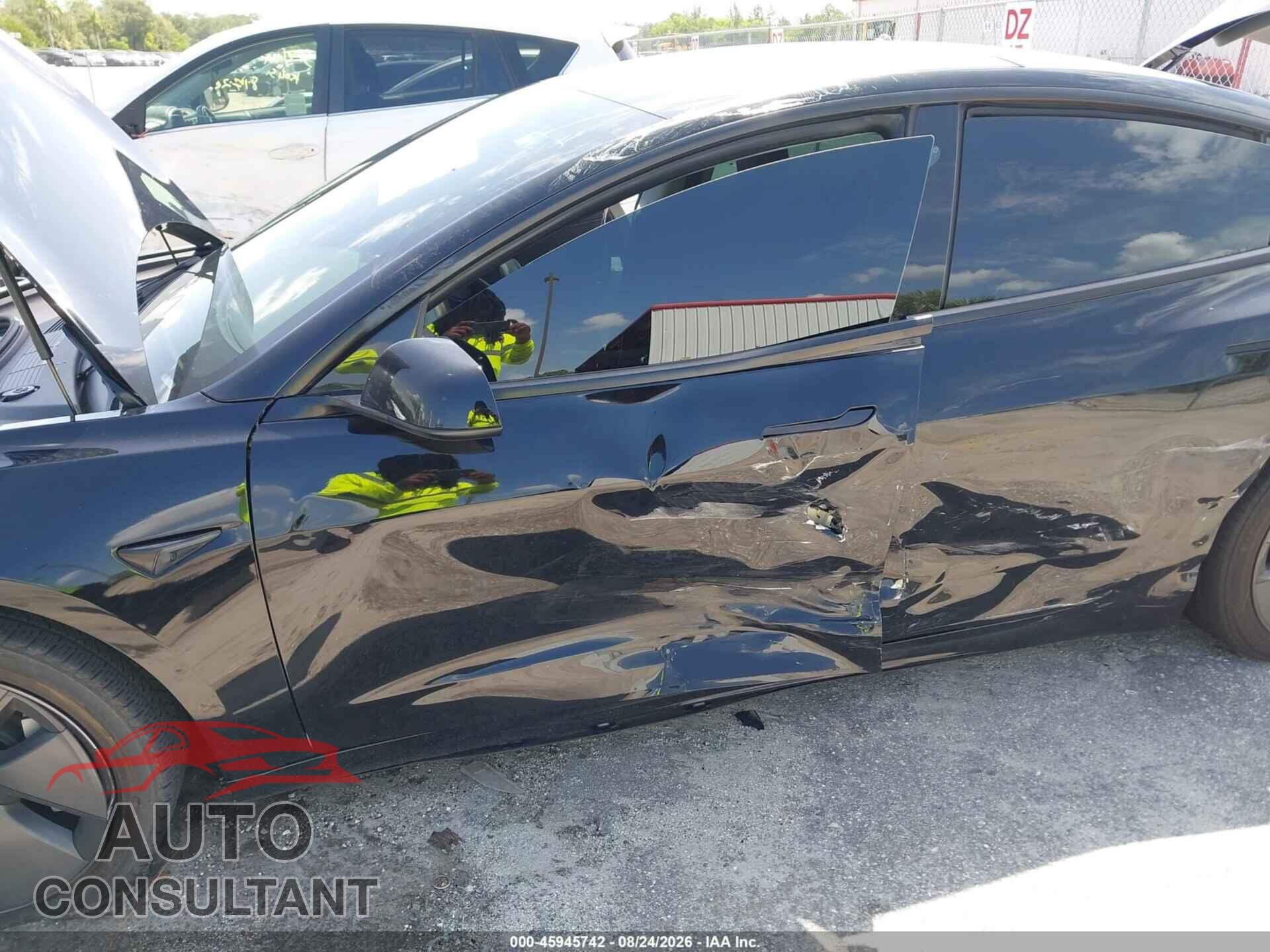 TESLA MODEL 3 2021 - 5YJ3E1EA5MF920798