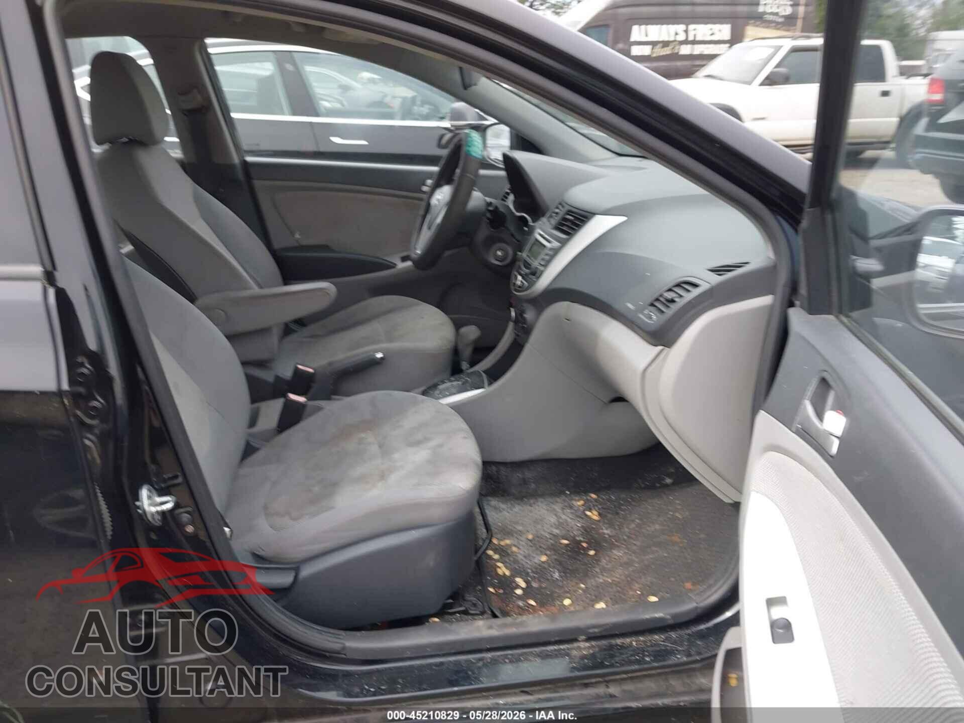 HYUNDAI ACCENT 2012 - KMHCT4AEXCU073441