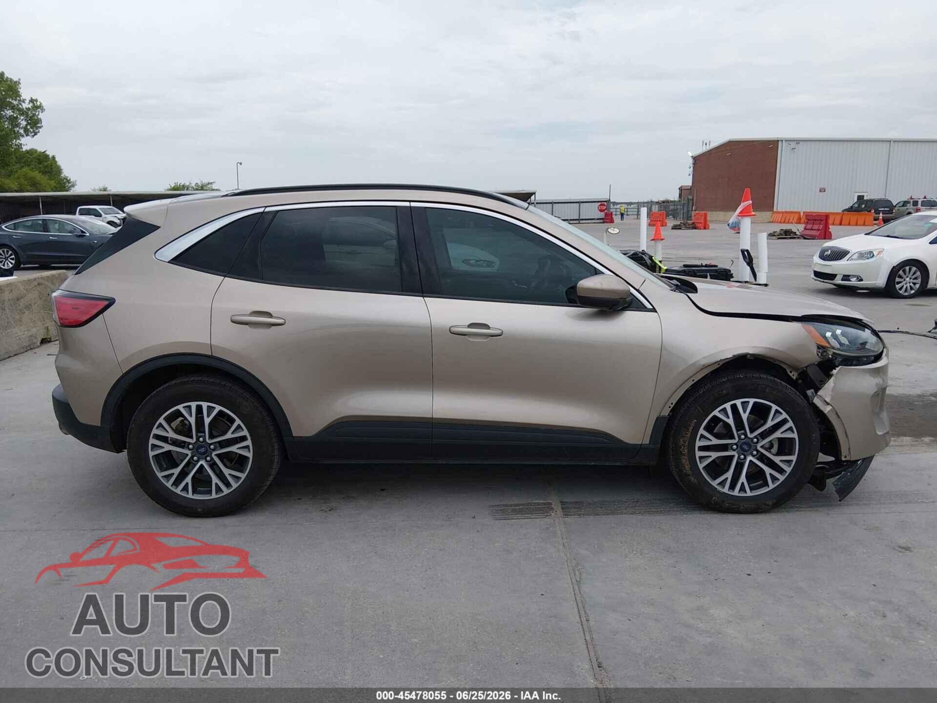 FORD ESCAPE 2020 - 1FMCU0H67LUA76060