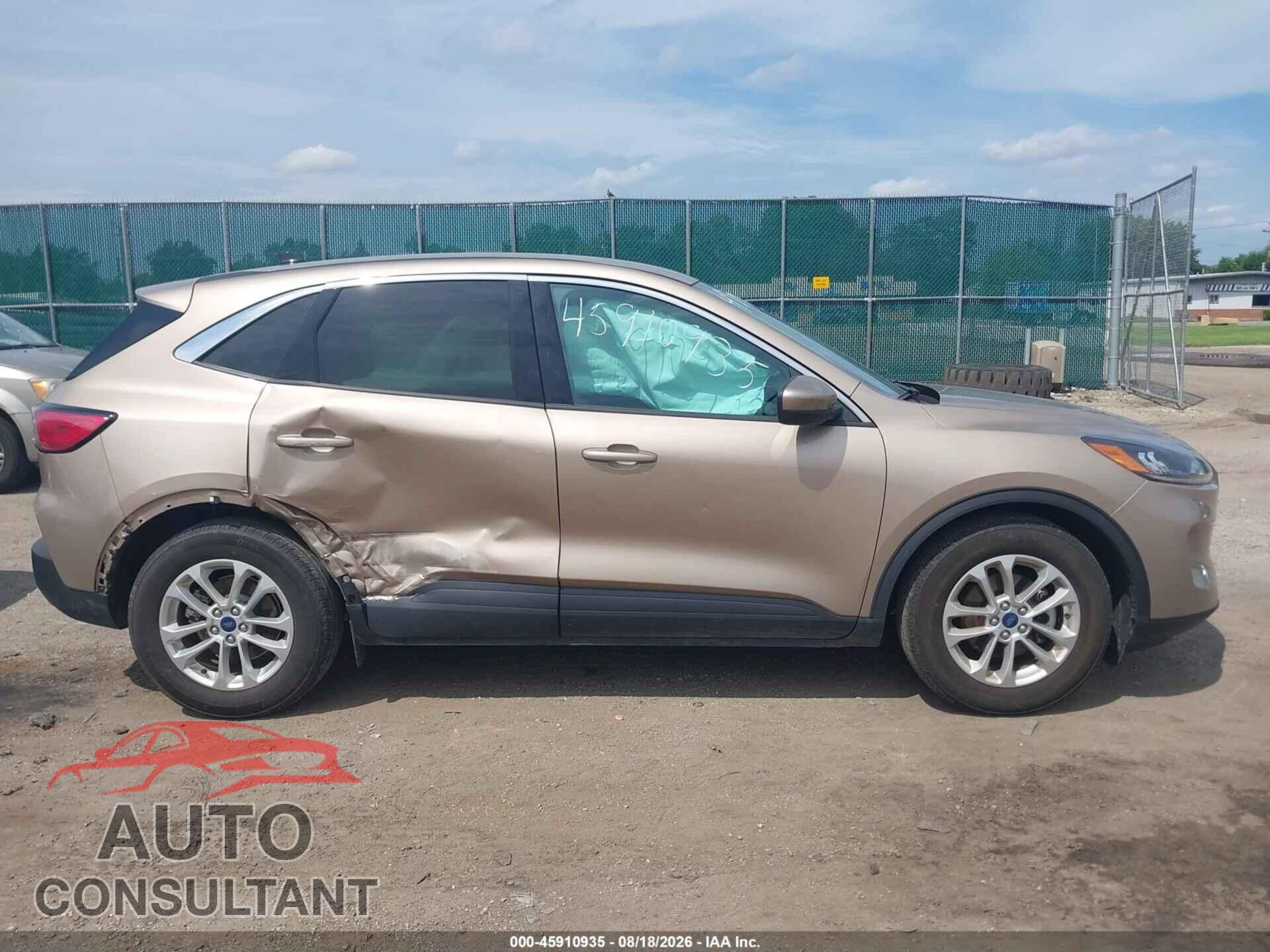 FORD ESCAPE 2020 - 1FMCU0G68LUA51167