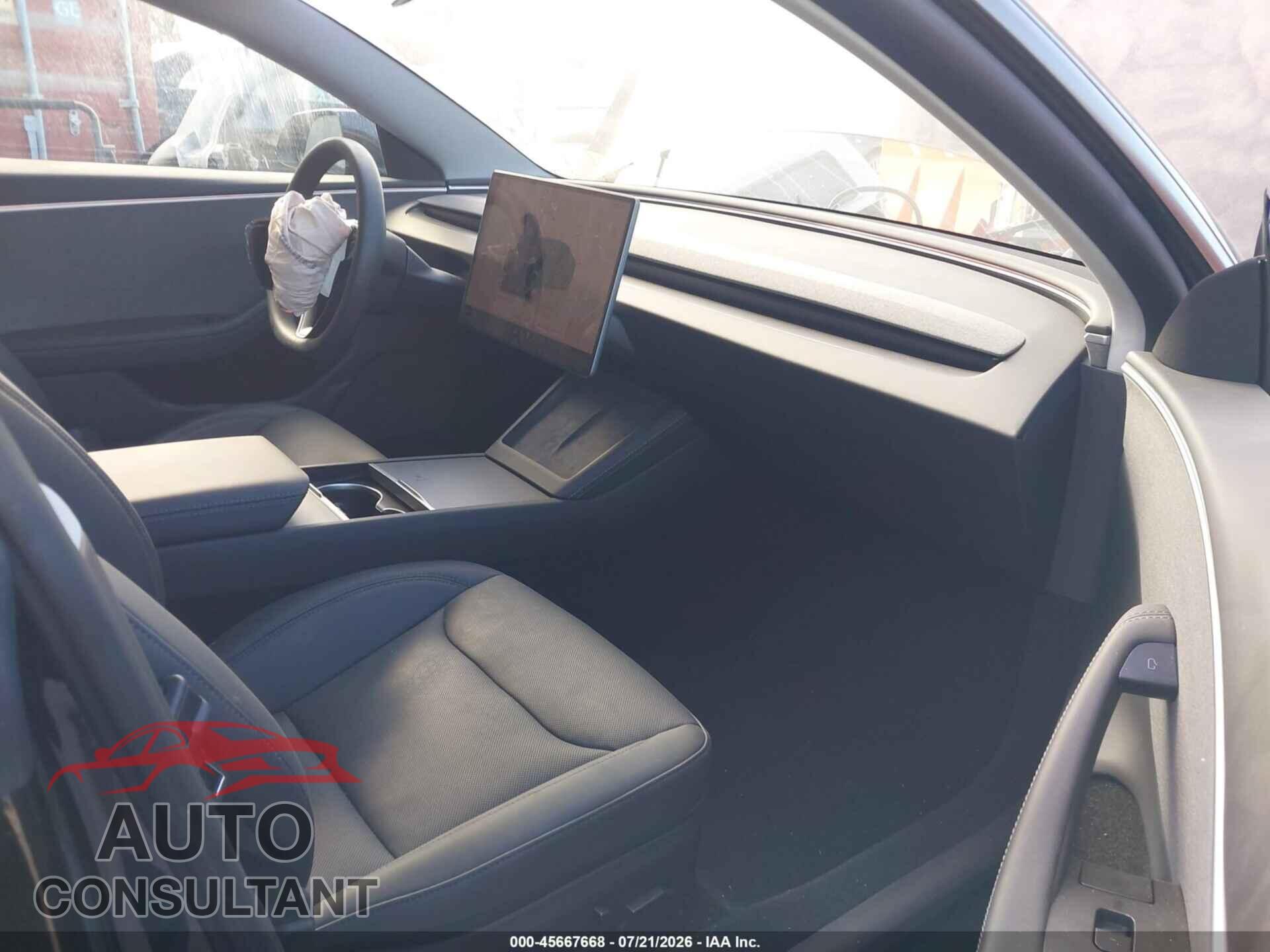 TESLA MODEL 3 2025 - 5YJ3E1EA6SF030663