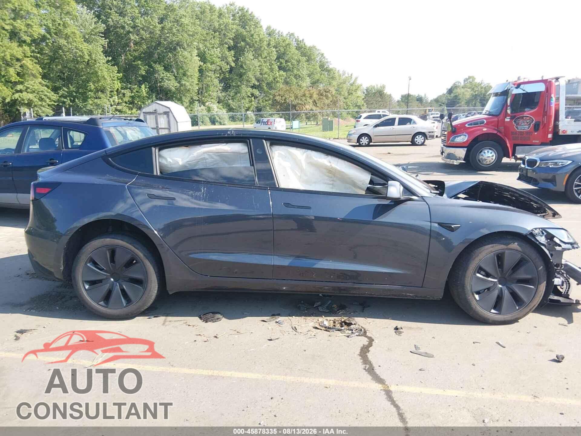 TESLA MODEL 3 2024 - 5YJ3E1EAXRF772462