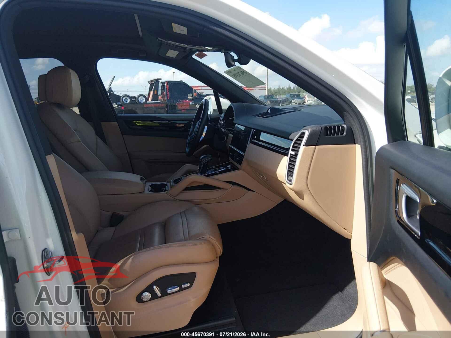 PORSCHE CAYENNE 2019 - WP1AA2AY2KDA05213