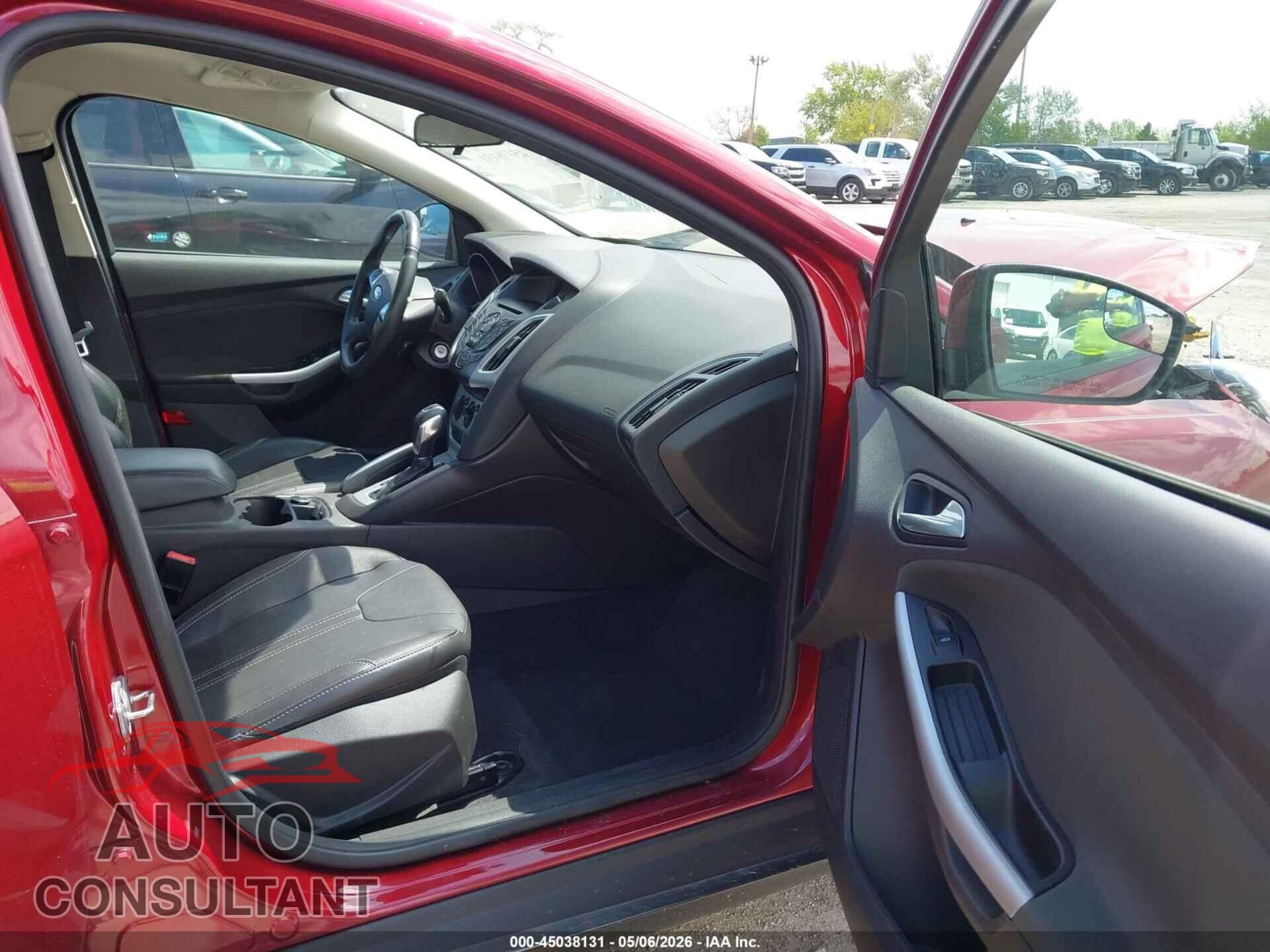 FORD FOCUS 2013 - 1FADP3F26DL104414