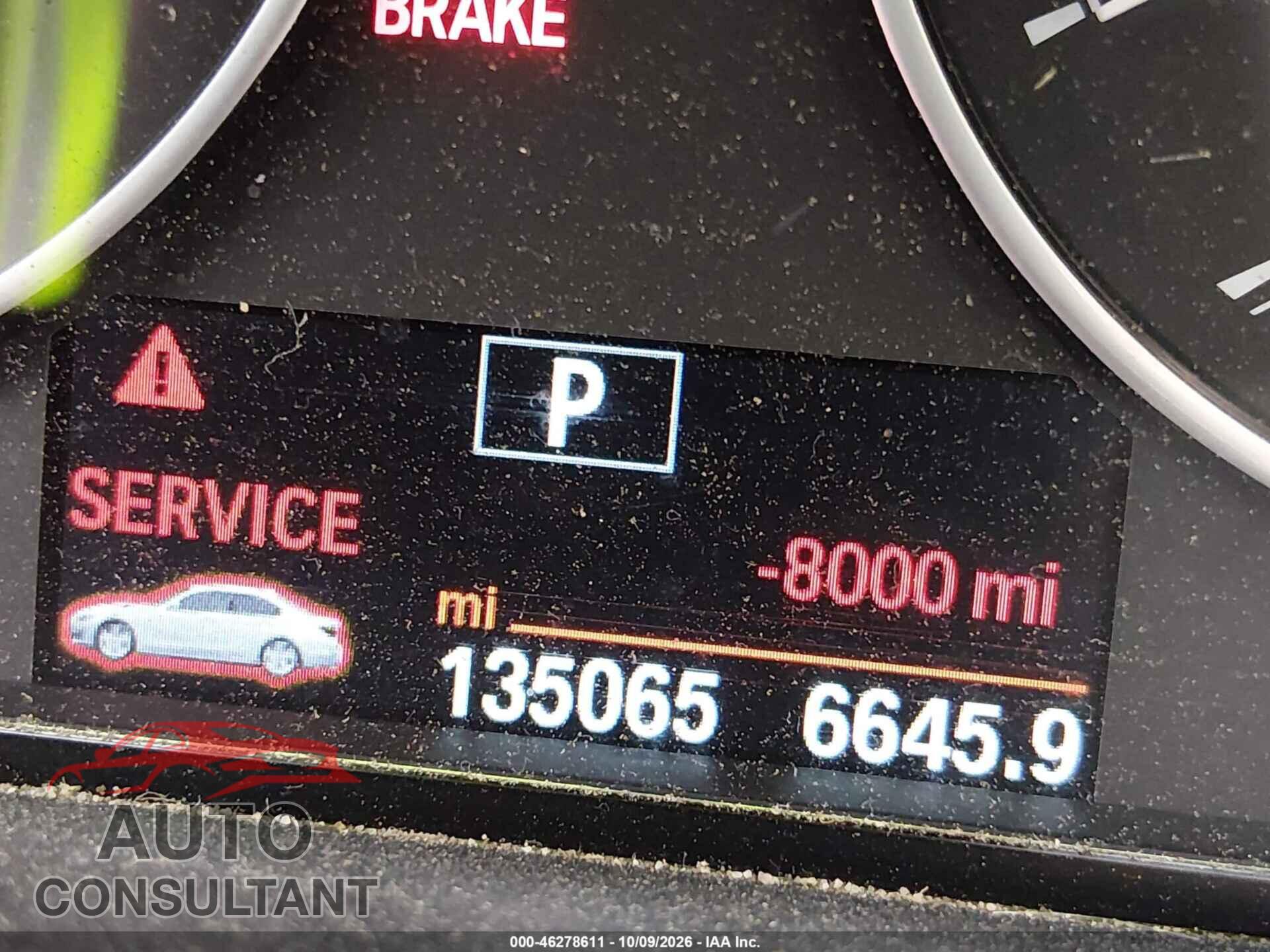BMW 320I 2016 - WBA8E5G53GNU22194