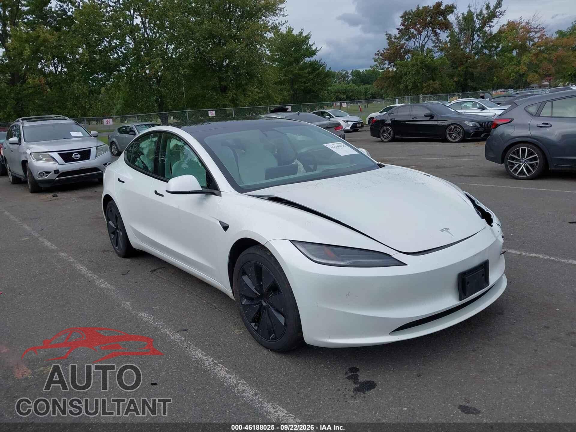 TESLA MODEL 3 2024 - 5YJ3E1EB3RF795235
