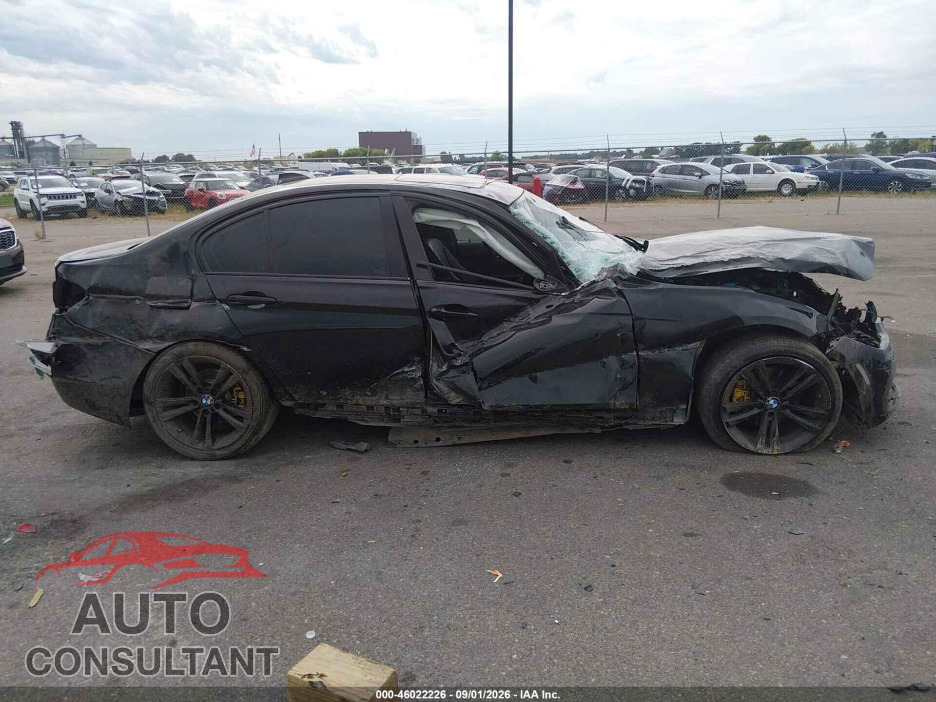 BMW 330I 2018 - WBA8D9G52JNU71663