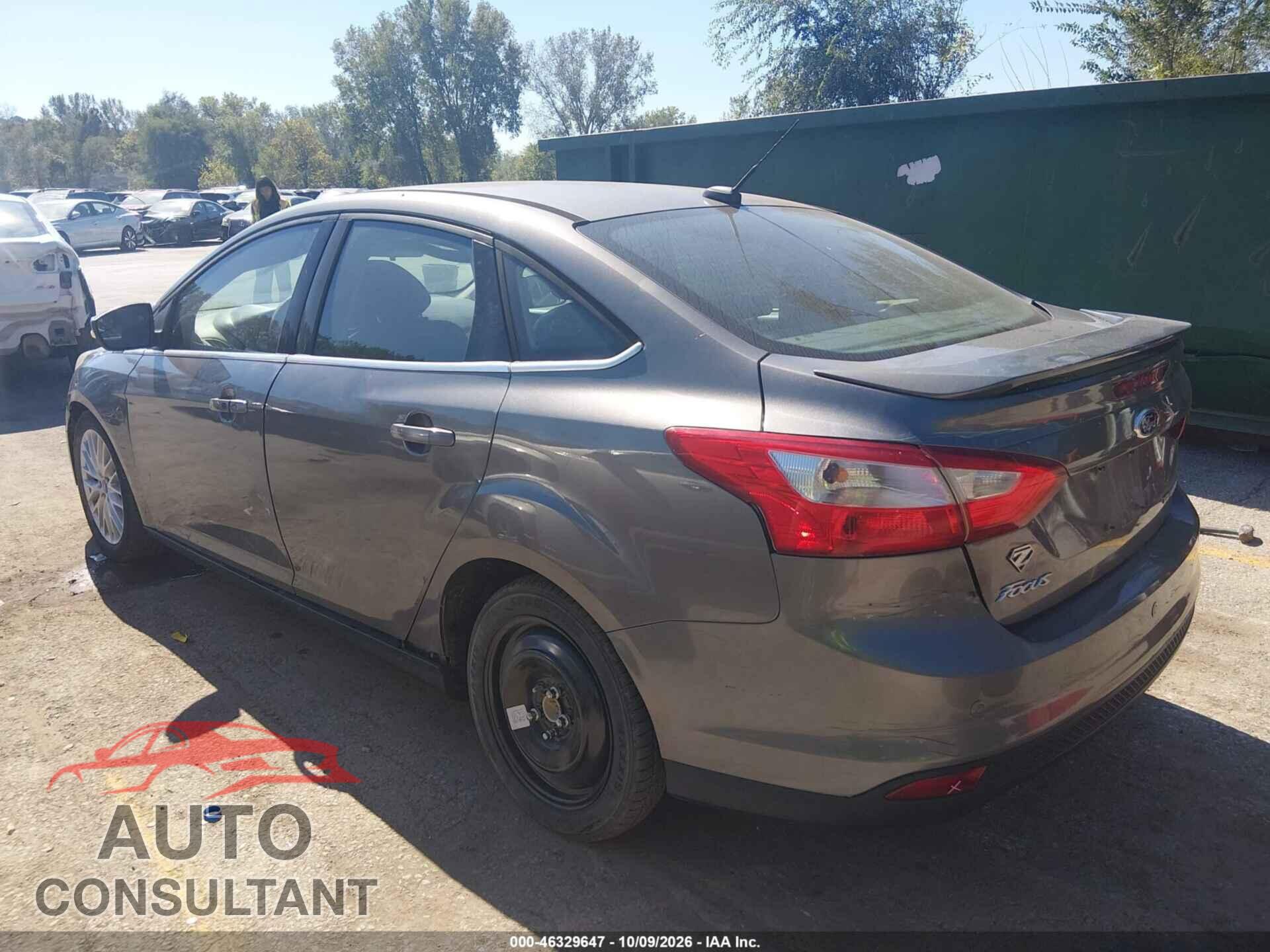 FORD FOCUS 2013 - 1FADP3J29DL382103