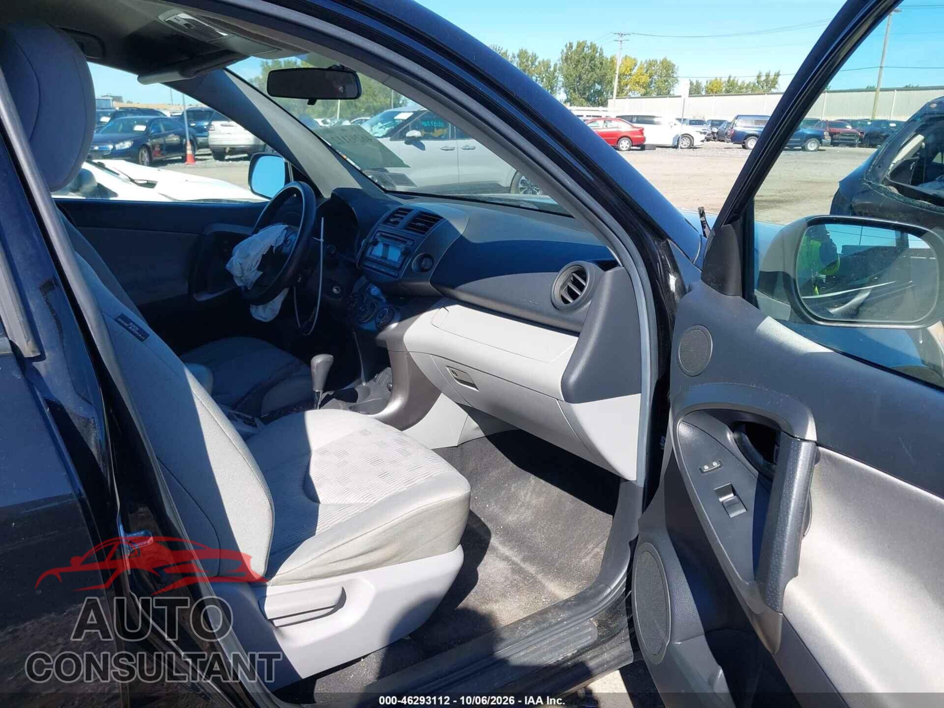 TOYOTA RAV4 2012 - 2T3BF4DV6CW179780