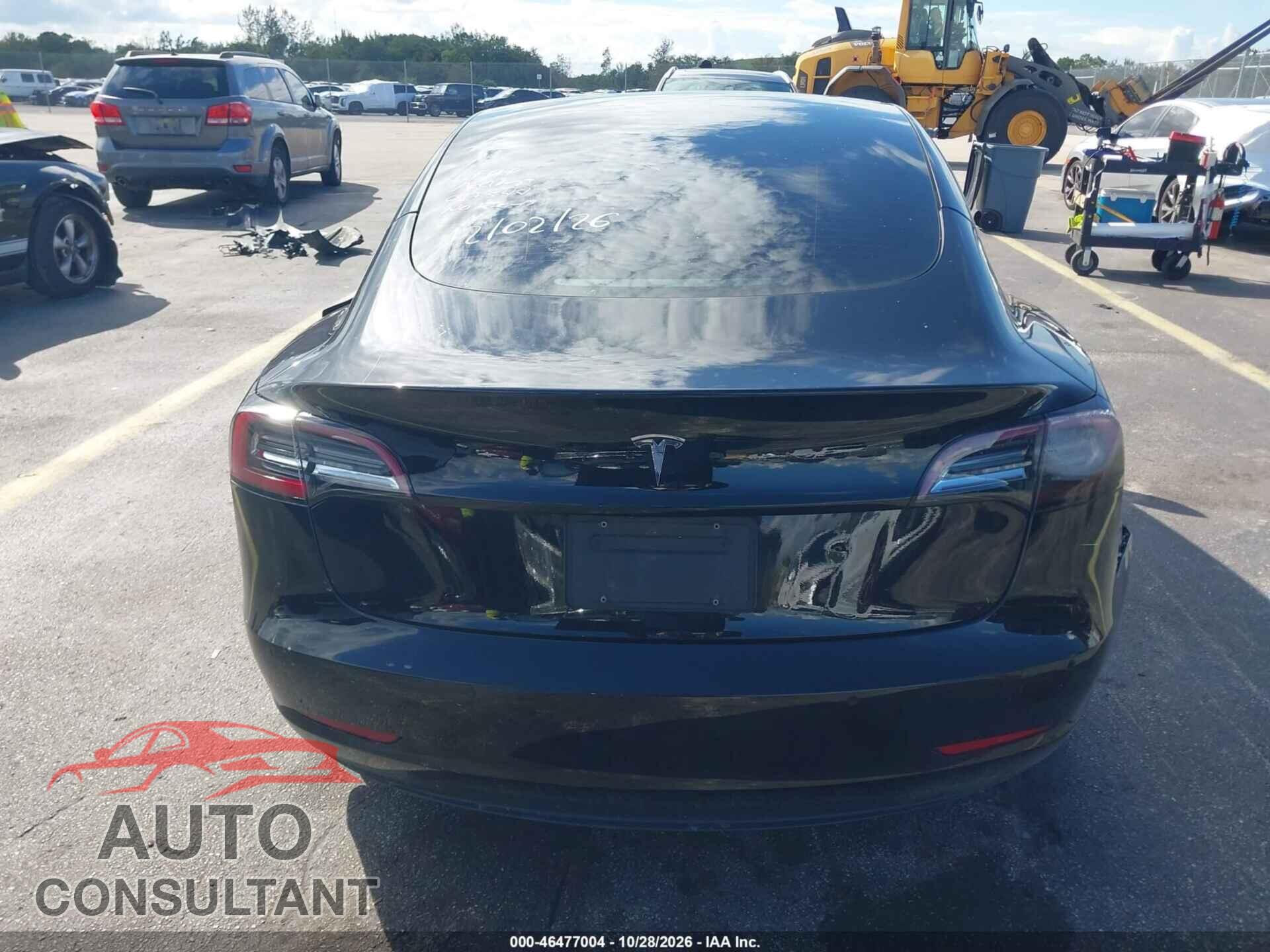 TESLA MODEL 3 2021 - 5YJ3E1EAXMF097544