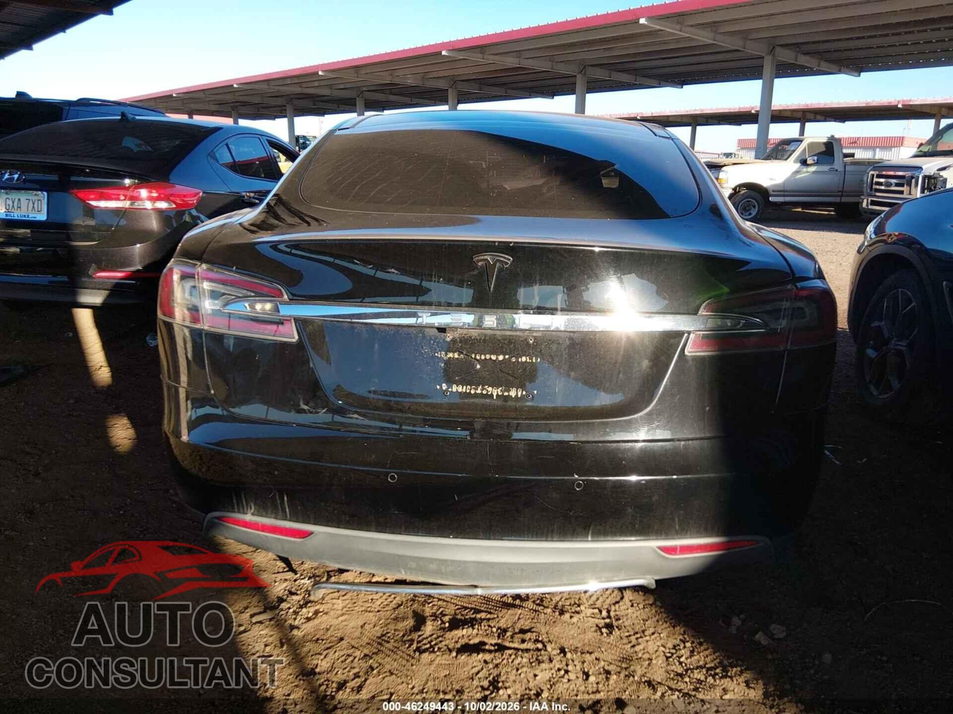 TESLA MODEL S 2013 - 5YJSA1CPXDFP21048