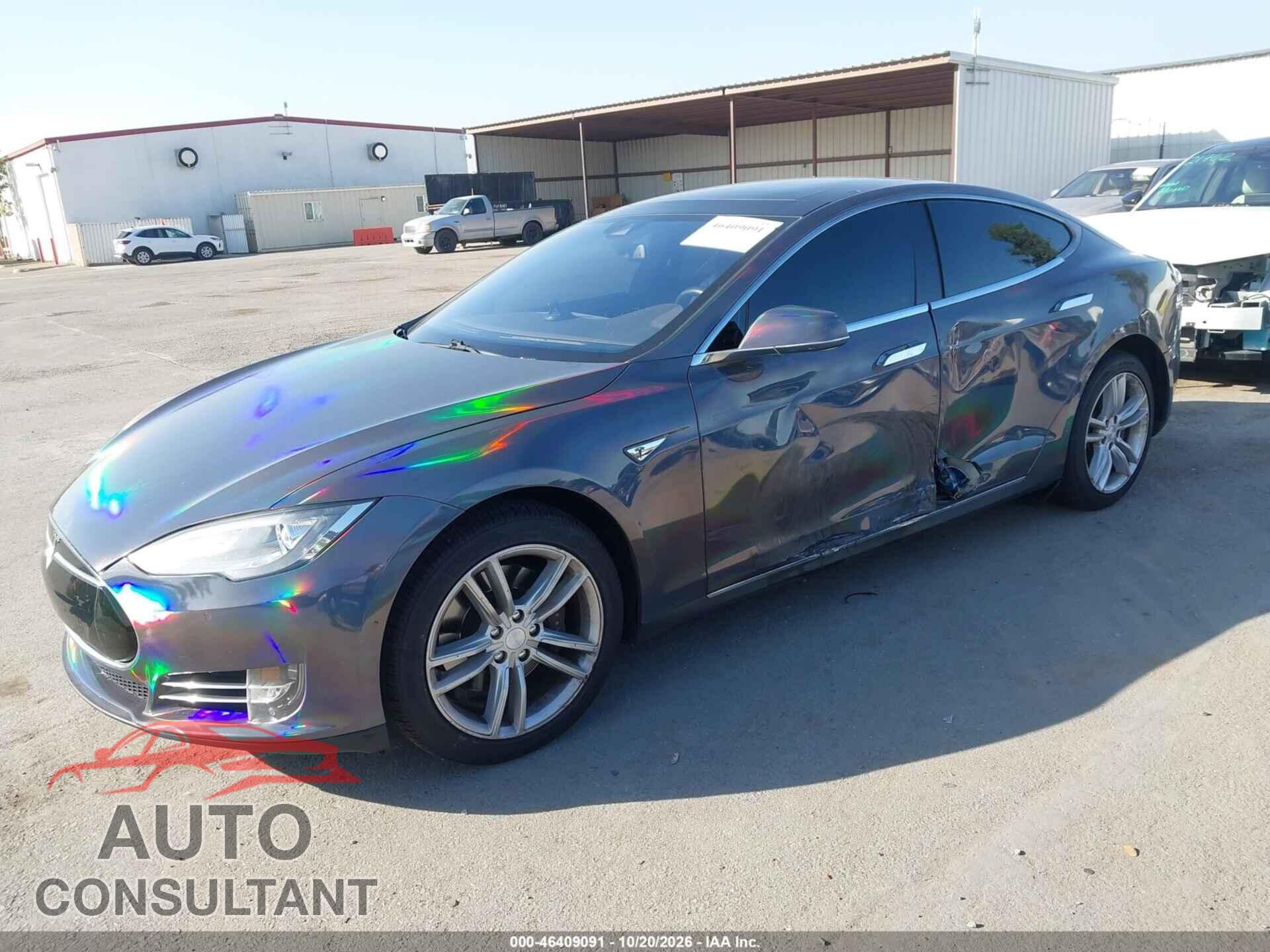 TESLA MODEL S 2015 - 5YJSA1E14FF117300