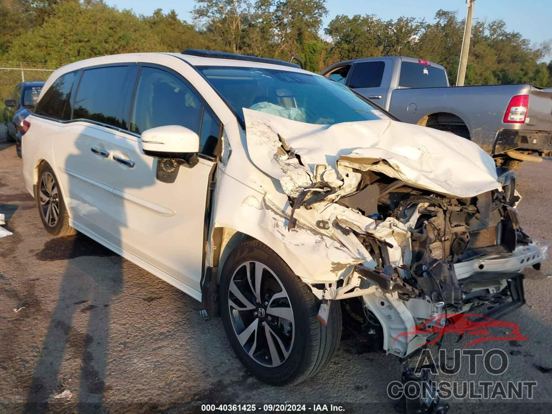 HONDA ODYSSEY 2018 - 5FNRL6H92JB098827