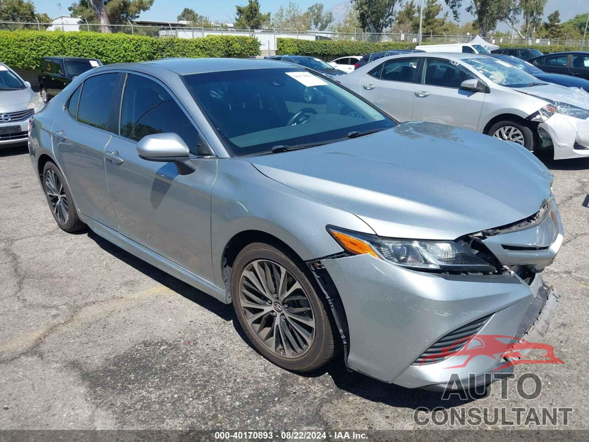 TOYOTA CAMRY 2018 - 4T1B11HK5JU066941