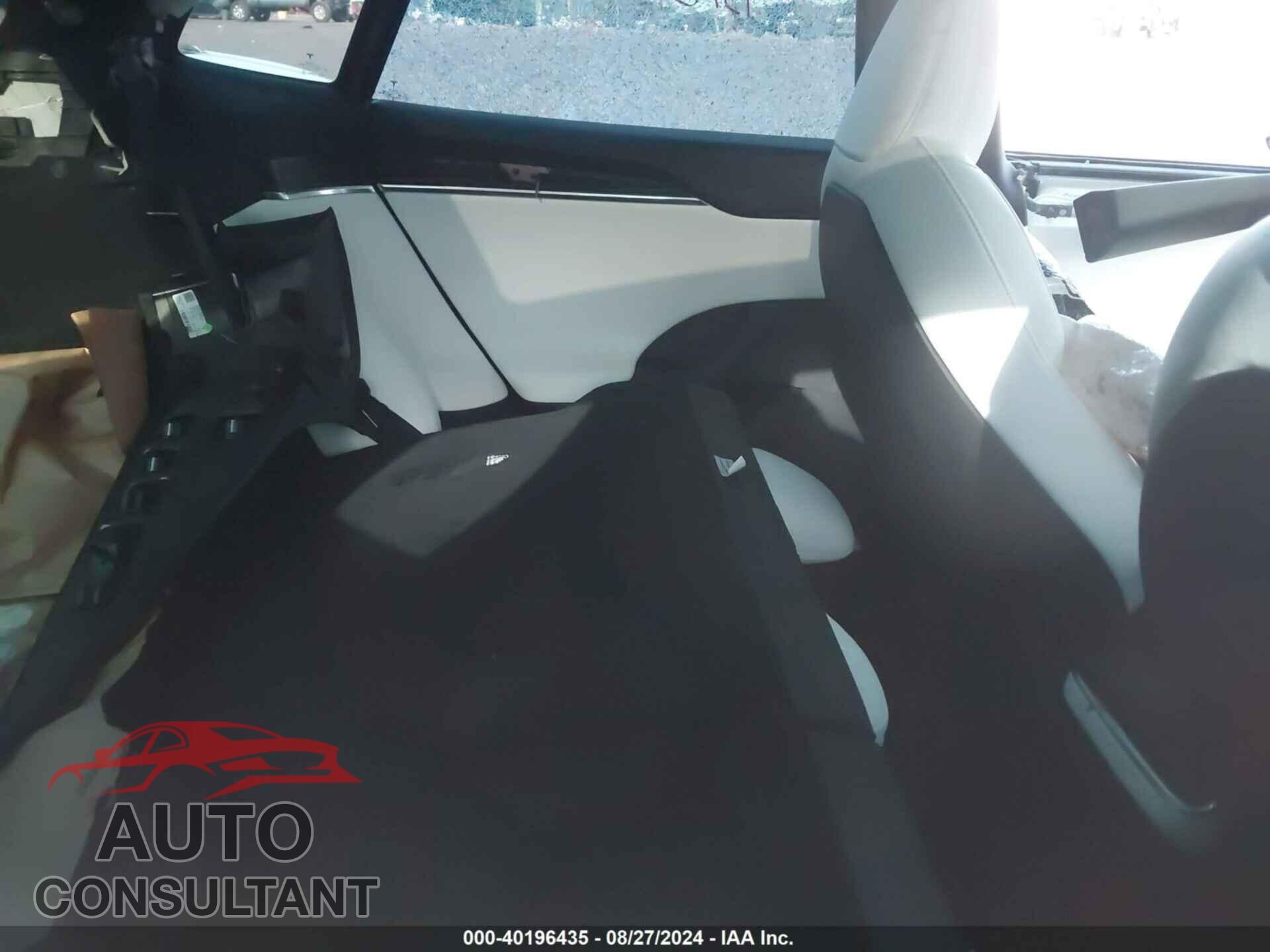TESLA MODEL S 2022 - 5YJSA1E56NF472017