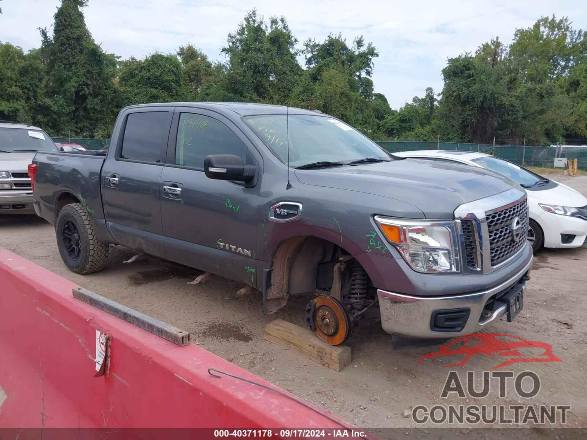 NISSAN TITAN 2017 - 1N6AA1EJ4HN509691