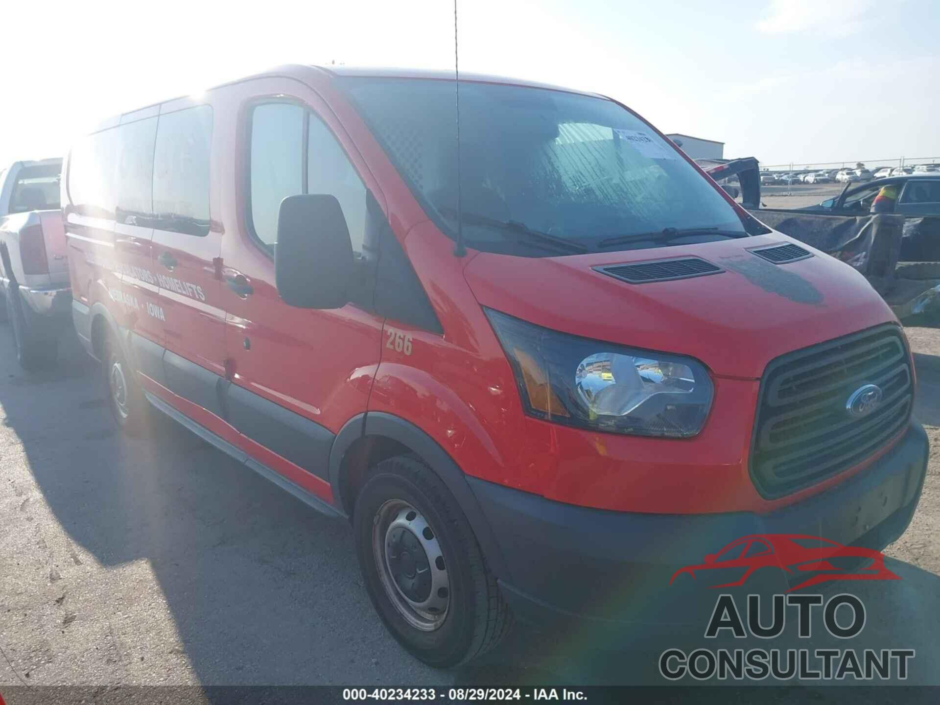FORD TRANSIT-150 2017 - 1FTYE1ZM7HKA46439