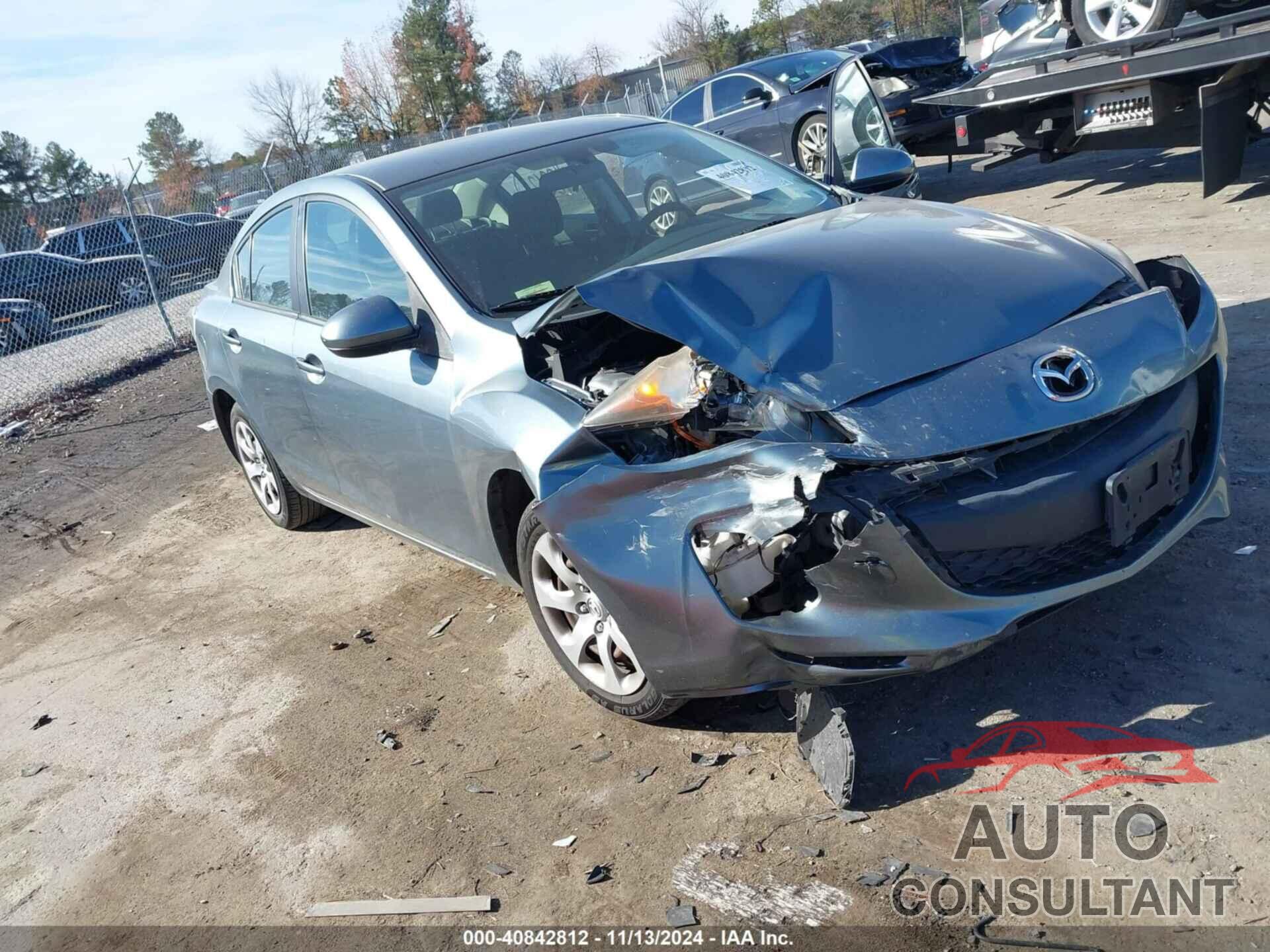 MAZDA MAZDA3 2013 - JM1BL1TG2D1789556