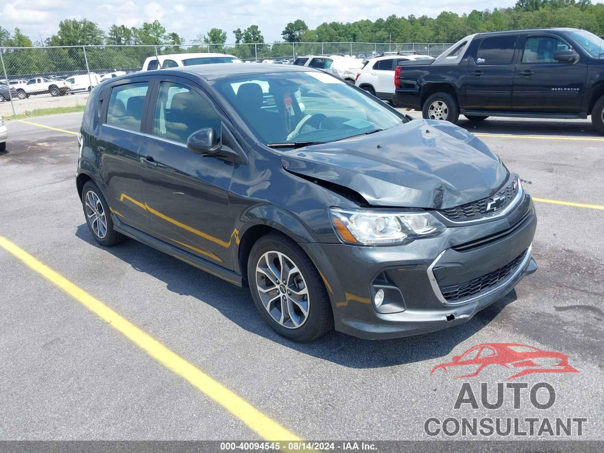 CHEVROLET SONIC 2020 - 1G1JD6SB6L4133278