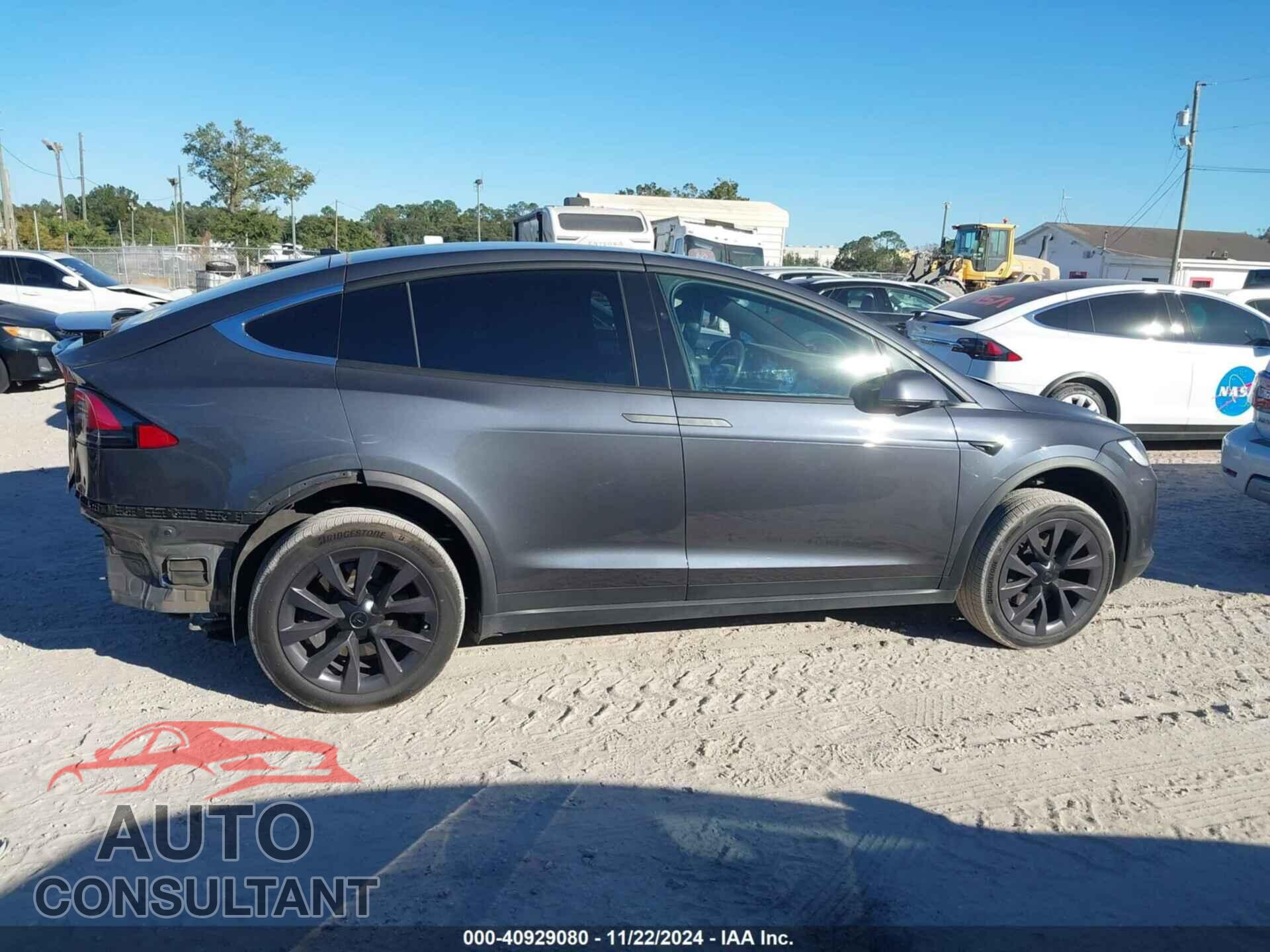 TESLA MODEL X 2018 - 5YJXCAE23JF126099