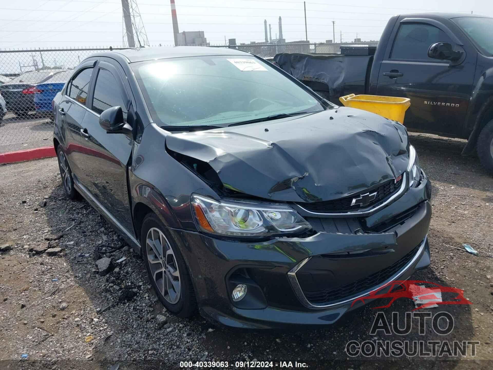 CHEVROLET SONIC 2020 - 1G1JD5SB2L4106038