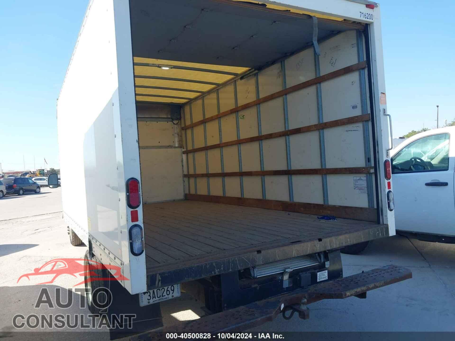 FORD ECONOLINE 2017 - 1FDWE3FS4HDC16892