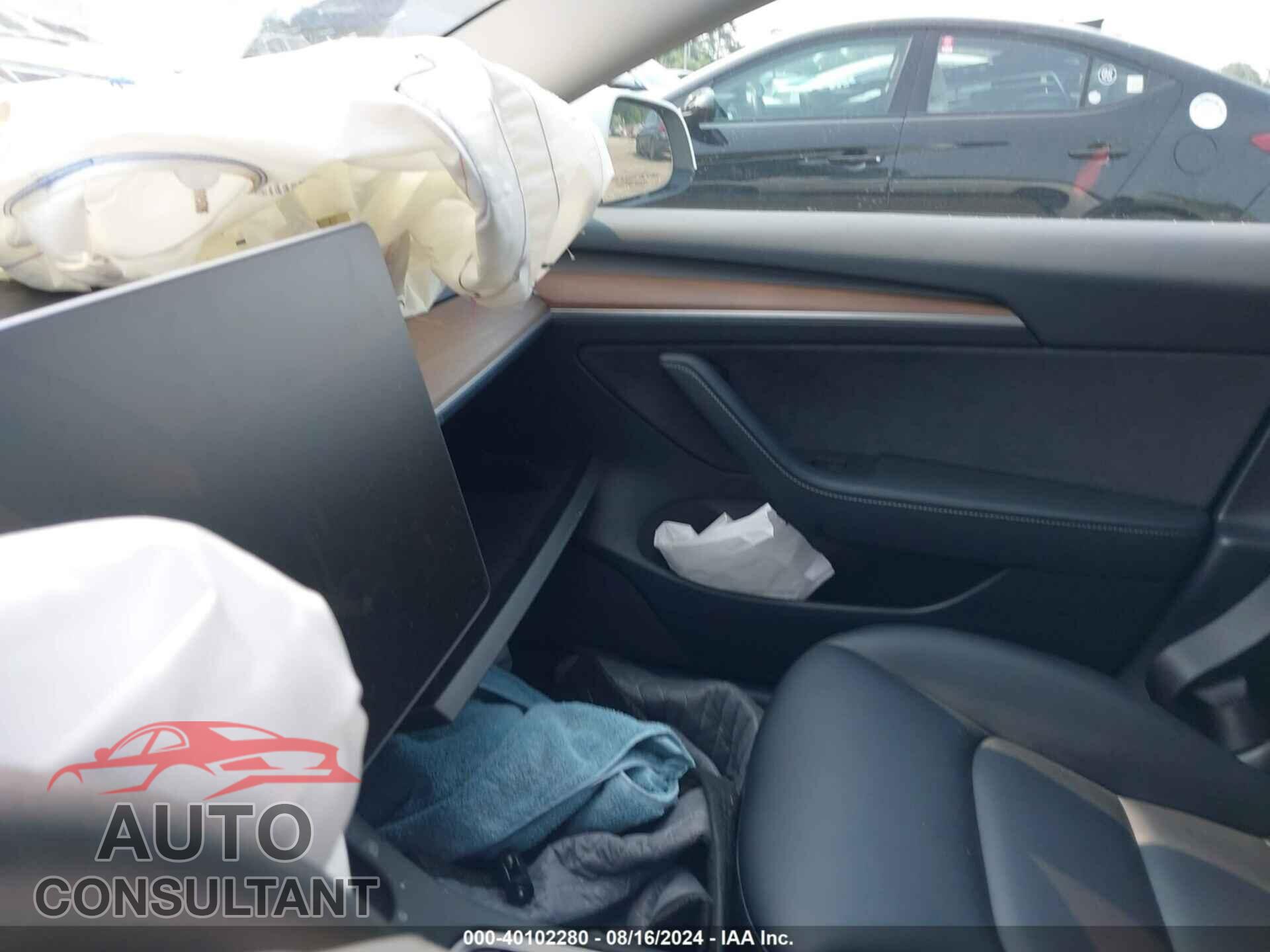 TESLA MODEL 3 2022 - 5YJ3E1EB2NF106912