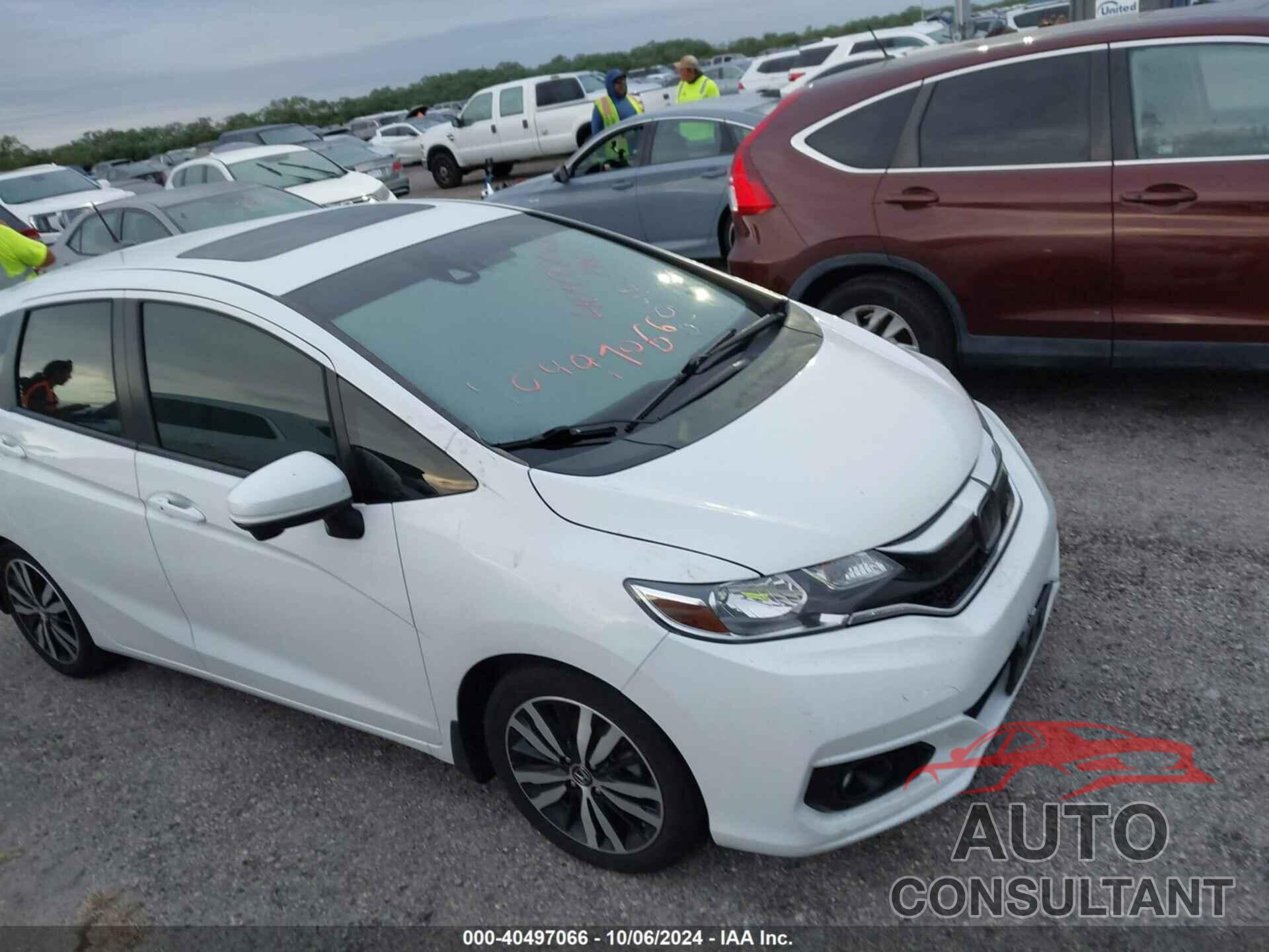 HONDA FIT 2018 - 3HGGK5H81JM728667