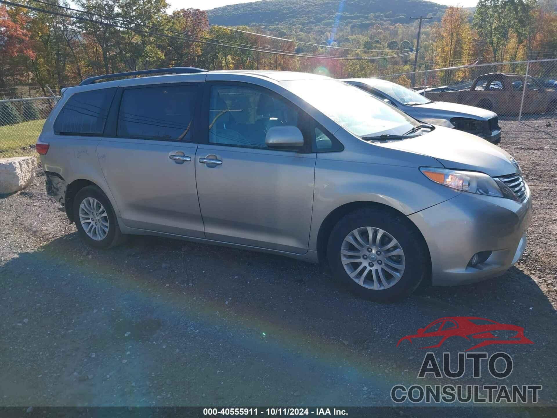 TOYOTA SIENNA 2017 - 5TDYZ3DC2HS833614