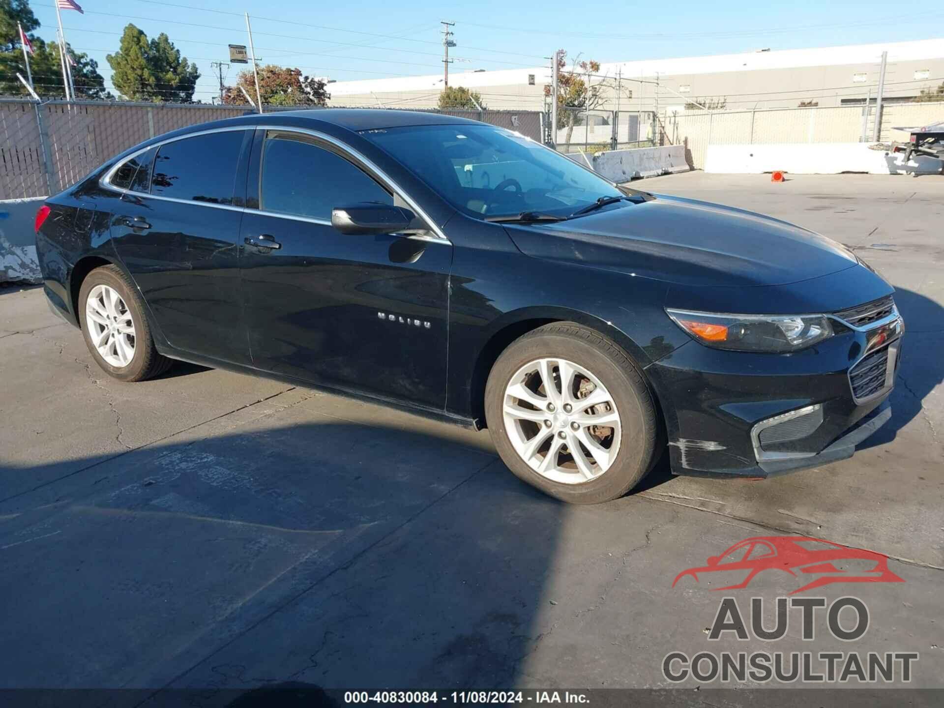 CHEVROLET MALIBU 2017 - 1G1ZE5ST3HF209280
