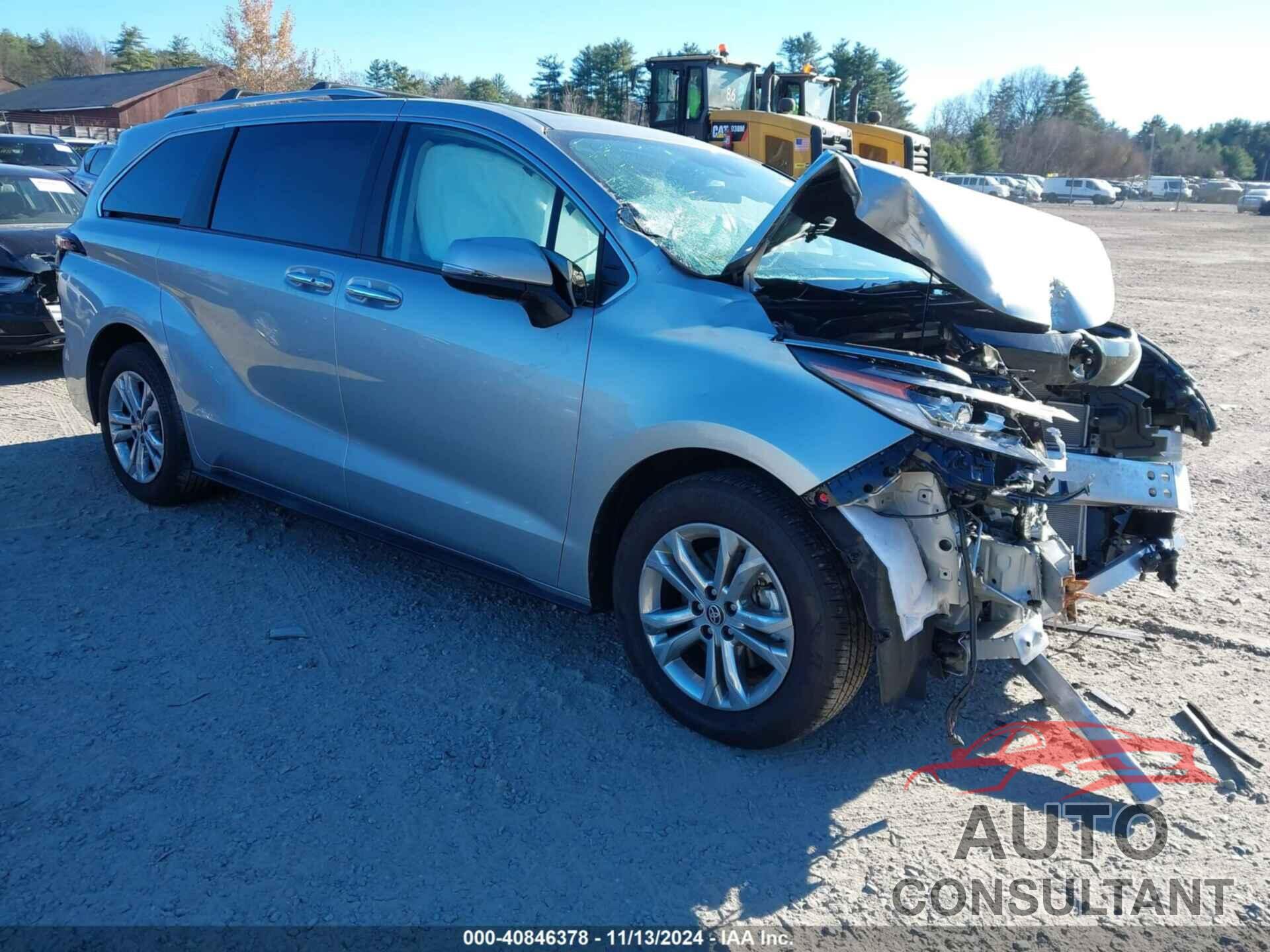 TOYOTA SIENNA 2023 - 5TDESKFC9PS104684