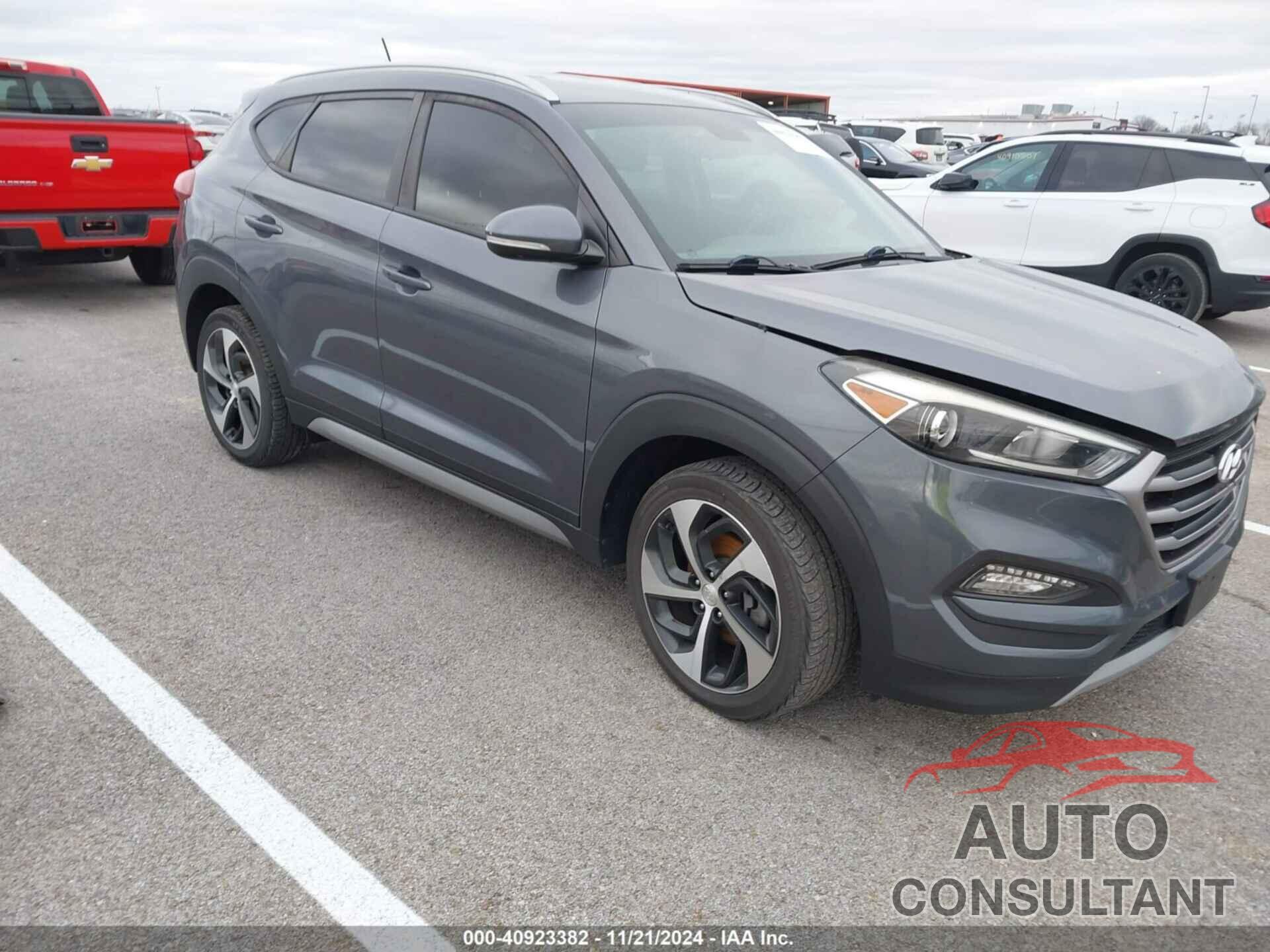 HYUNDAI TUCSON 2017 - KM8J33A2XHU281589