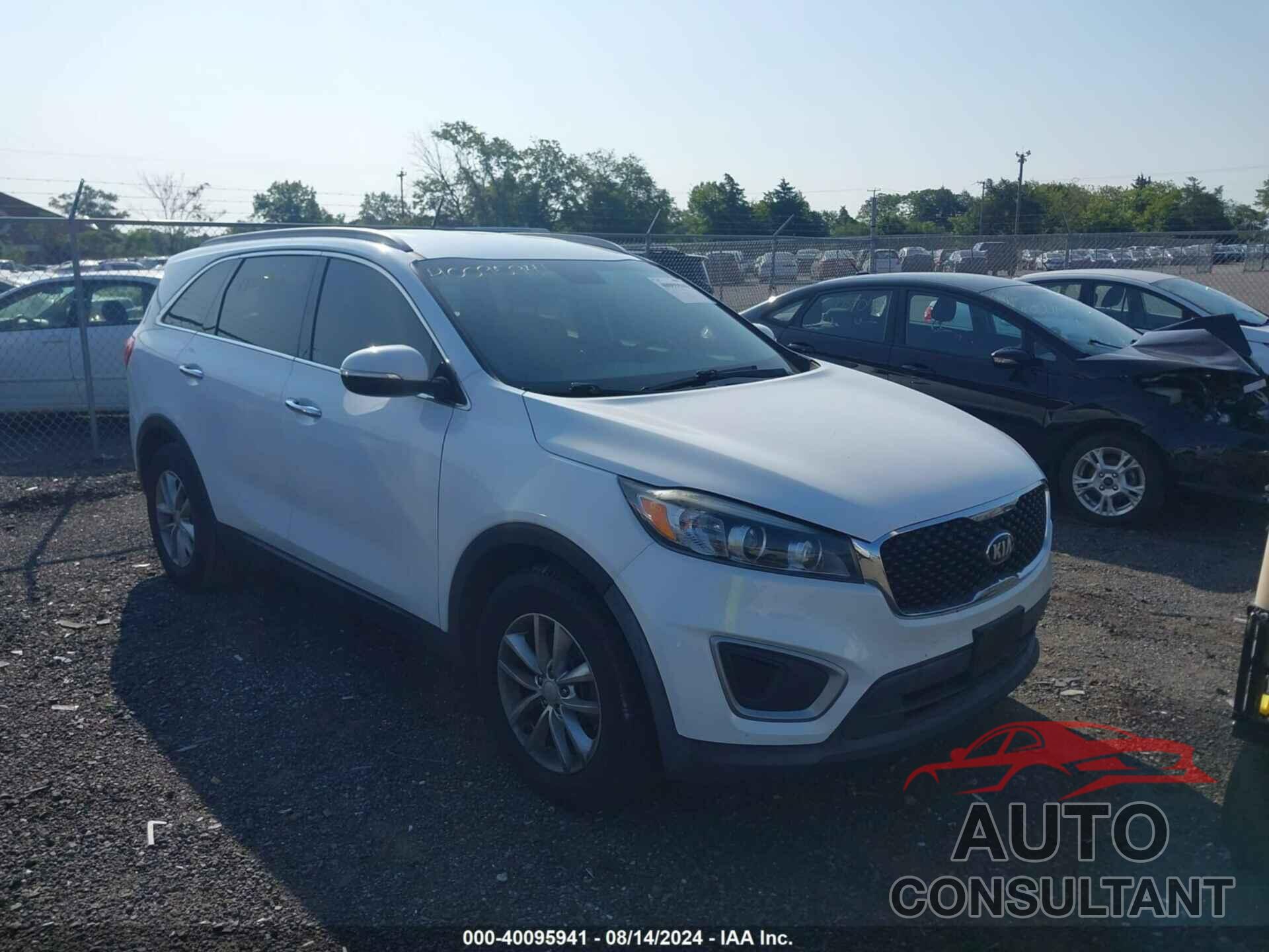 KIA SORENTO 2018 - 5XYPG4A36JG420612