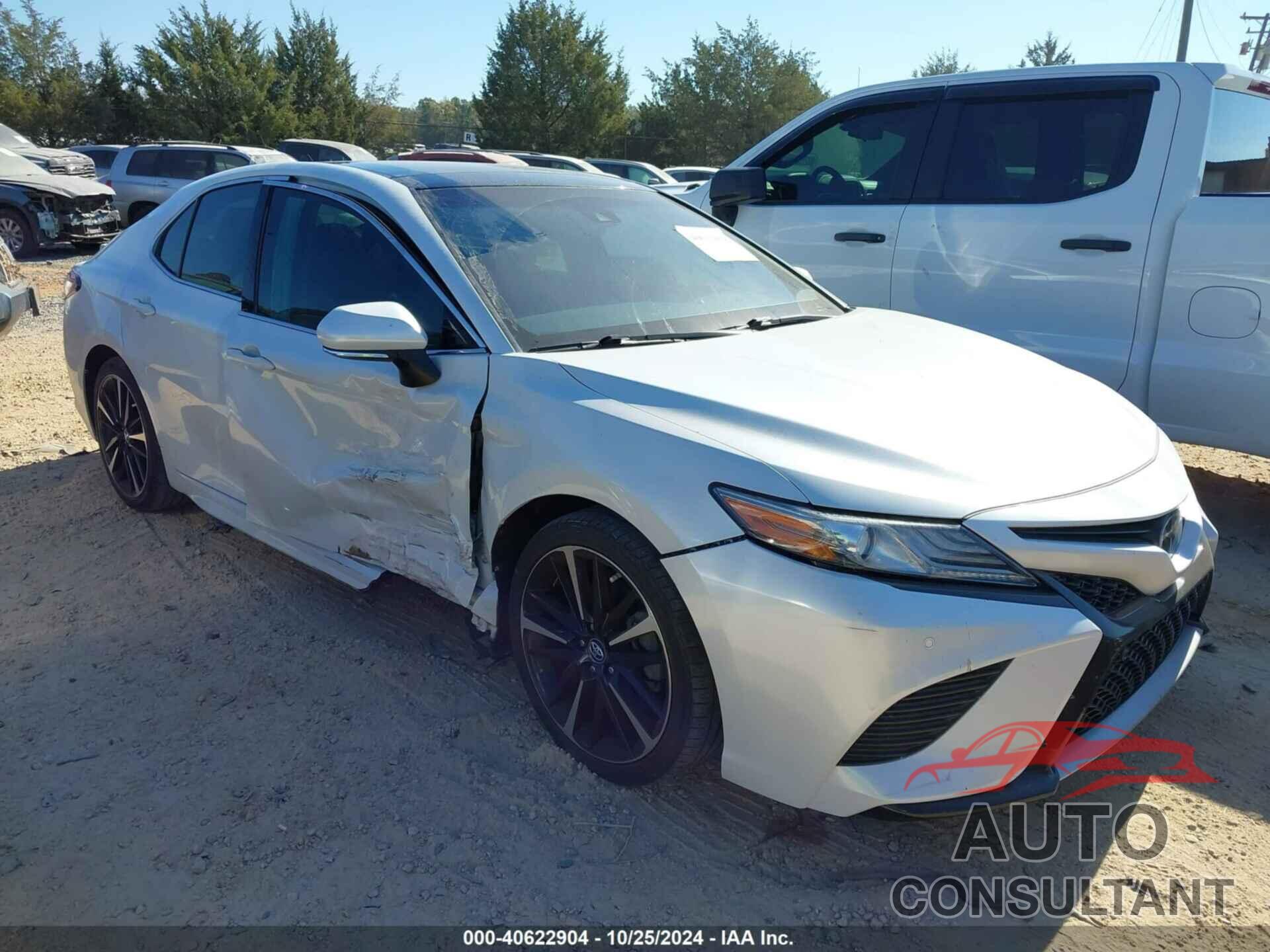 TOYOTA CAMRY 2018 - 4T1B61HK0JU645451