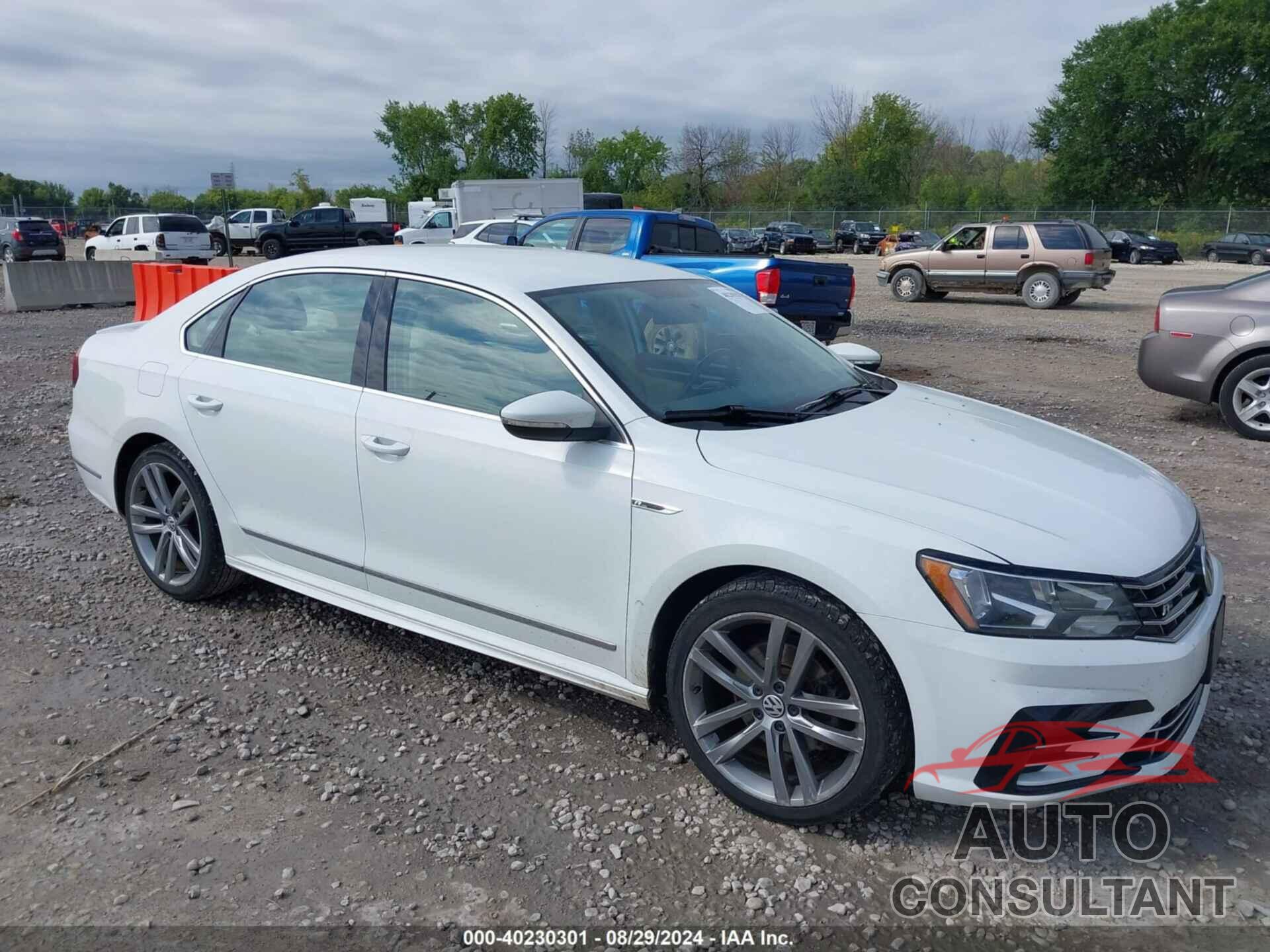 VOLKSWAGEN PASSAT 2017 - 1VWDT7A39HC000922