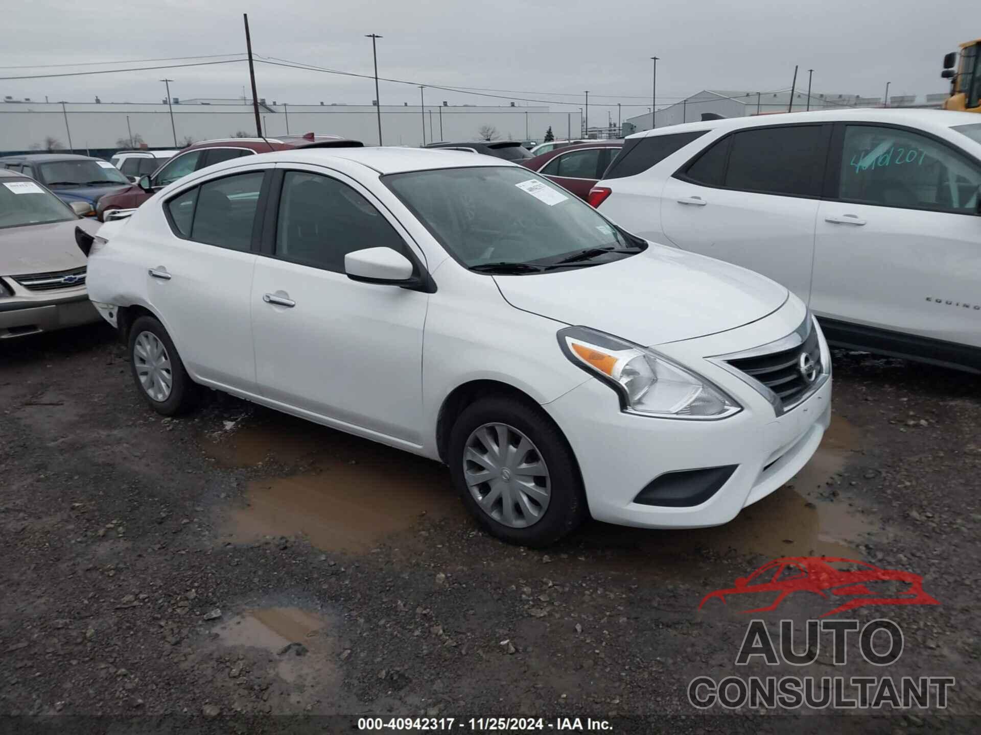 NISSAN VERSA 2018 - 3N1CN7AP7JL811157